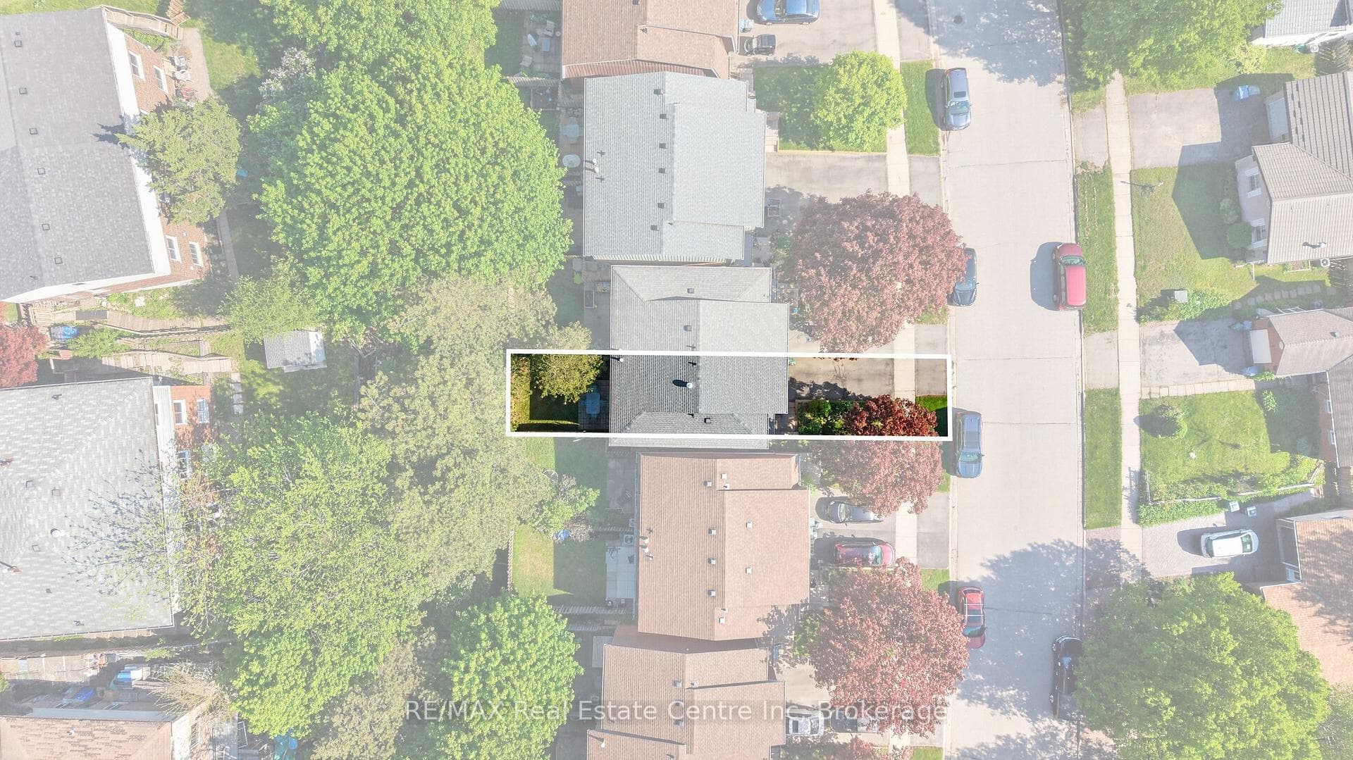 137 Dovercliffe Road photo 42