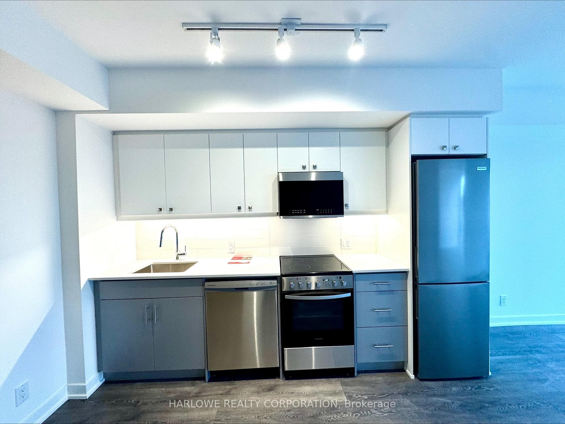 2 Manderley Drive Unit 609 photo 10
