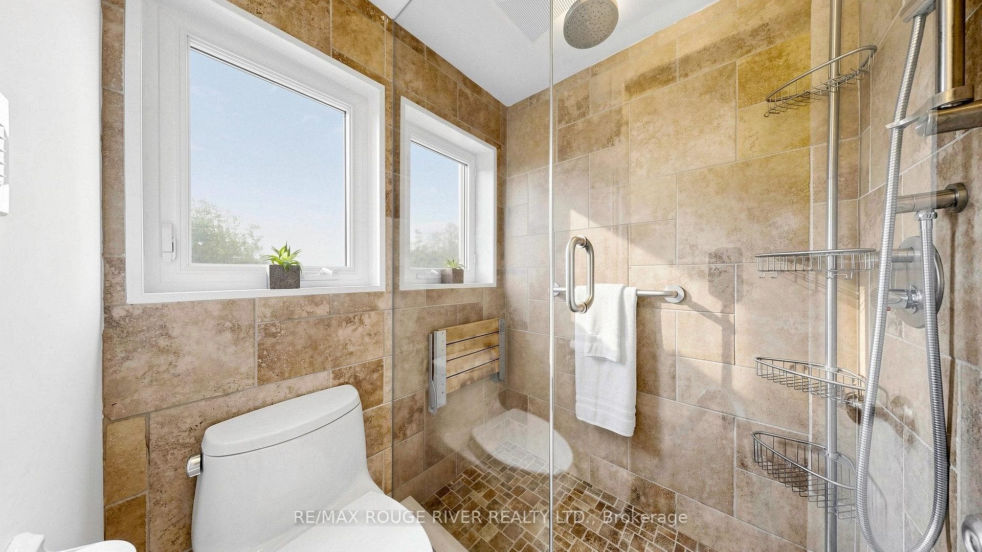 103 Ambercroft Boulevard photo 25