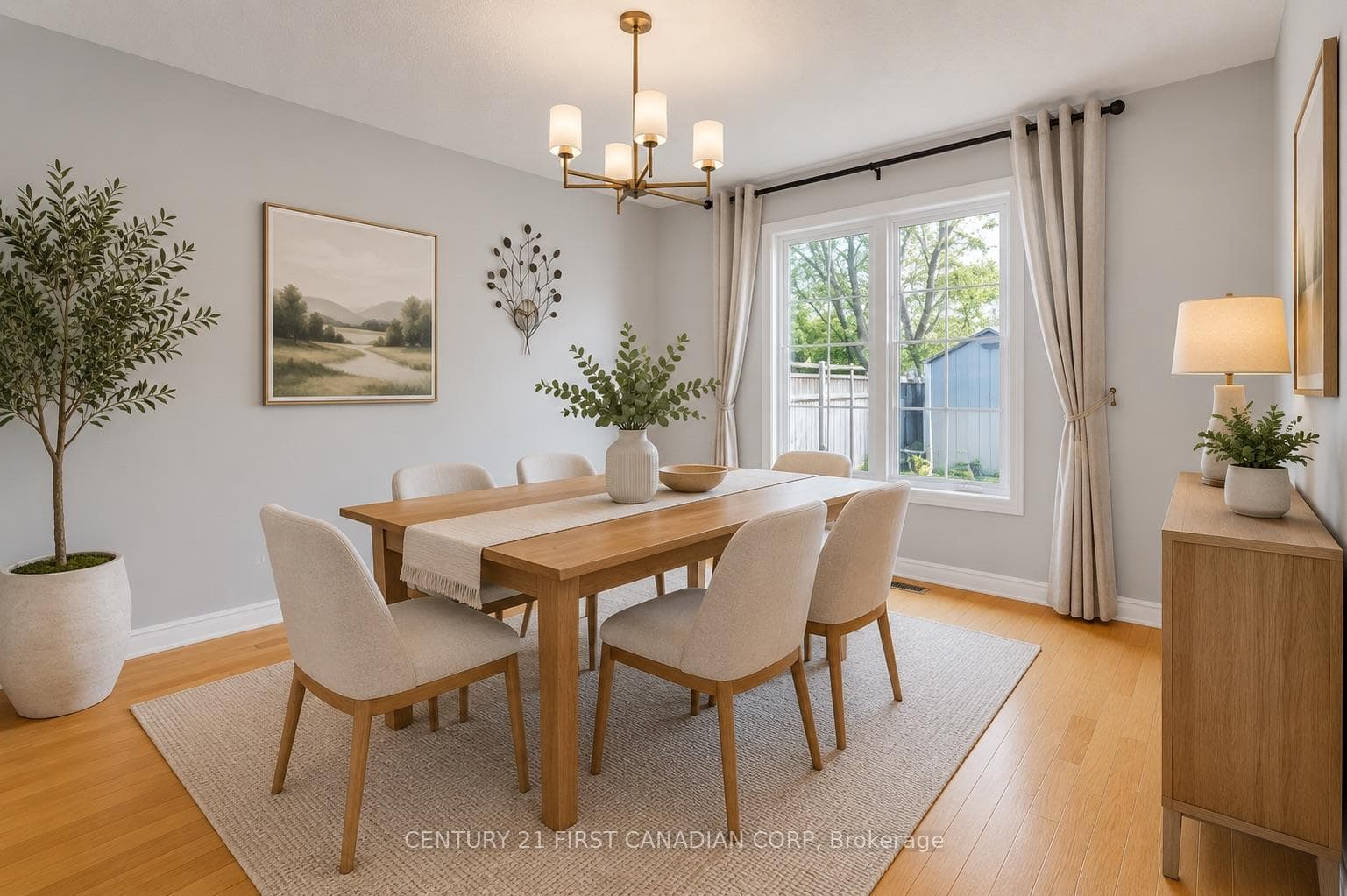 Dinning Room- Virtually staged