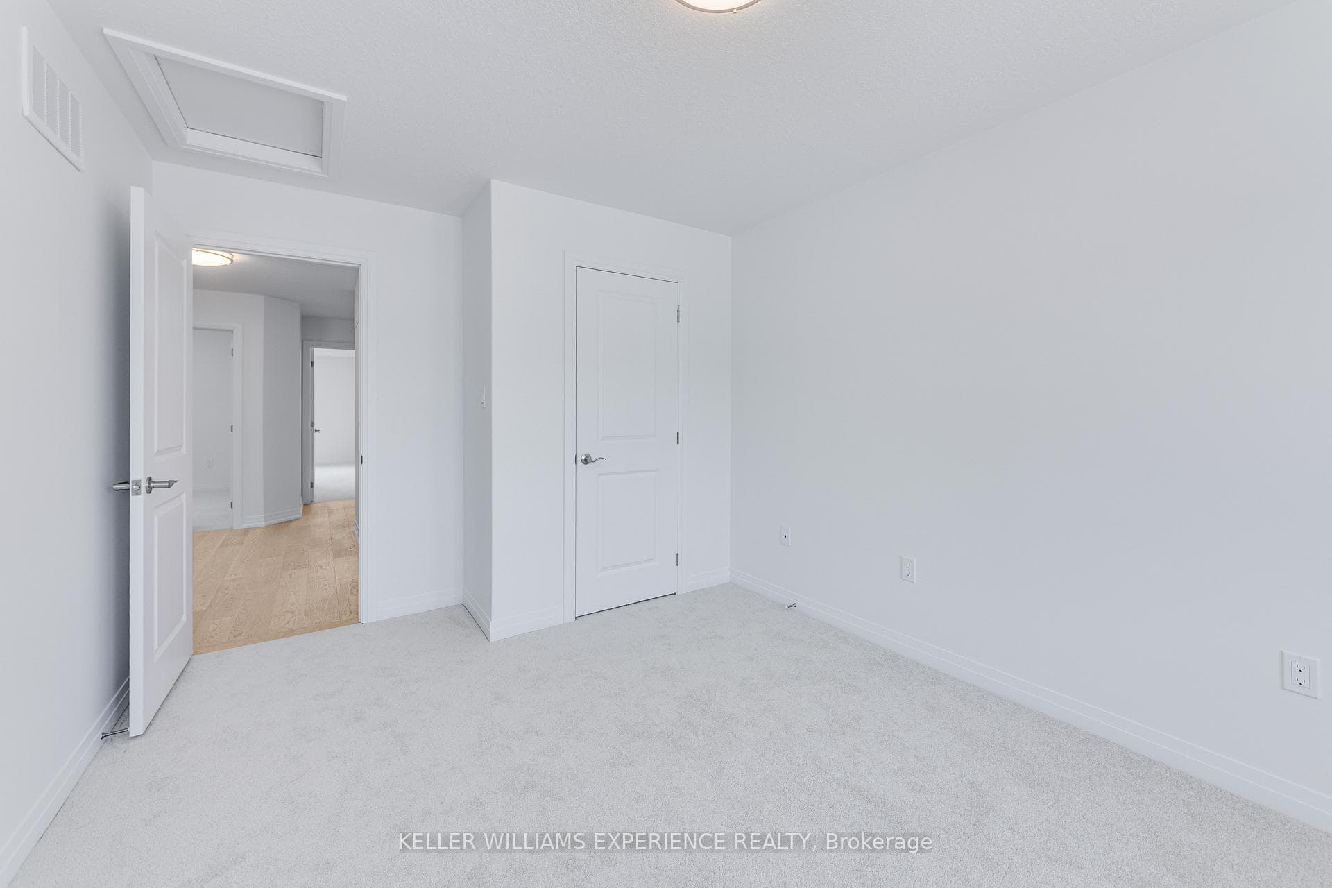 54 Sagewood Avenue photo 26
