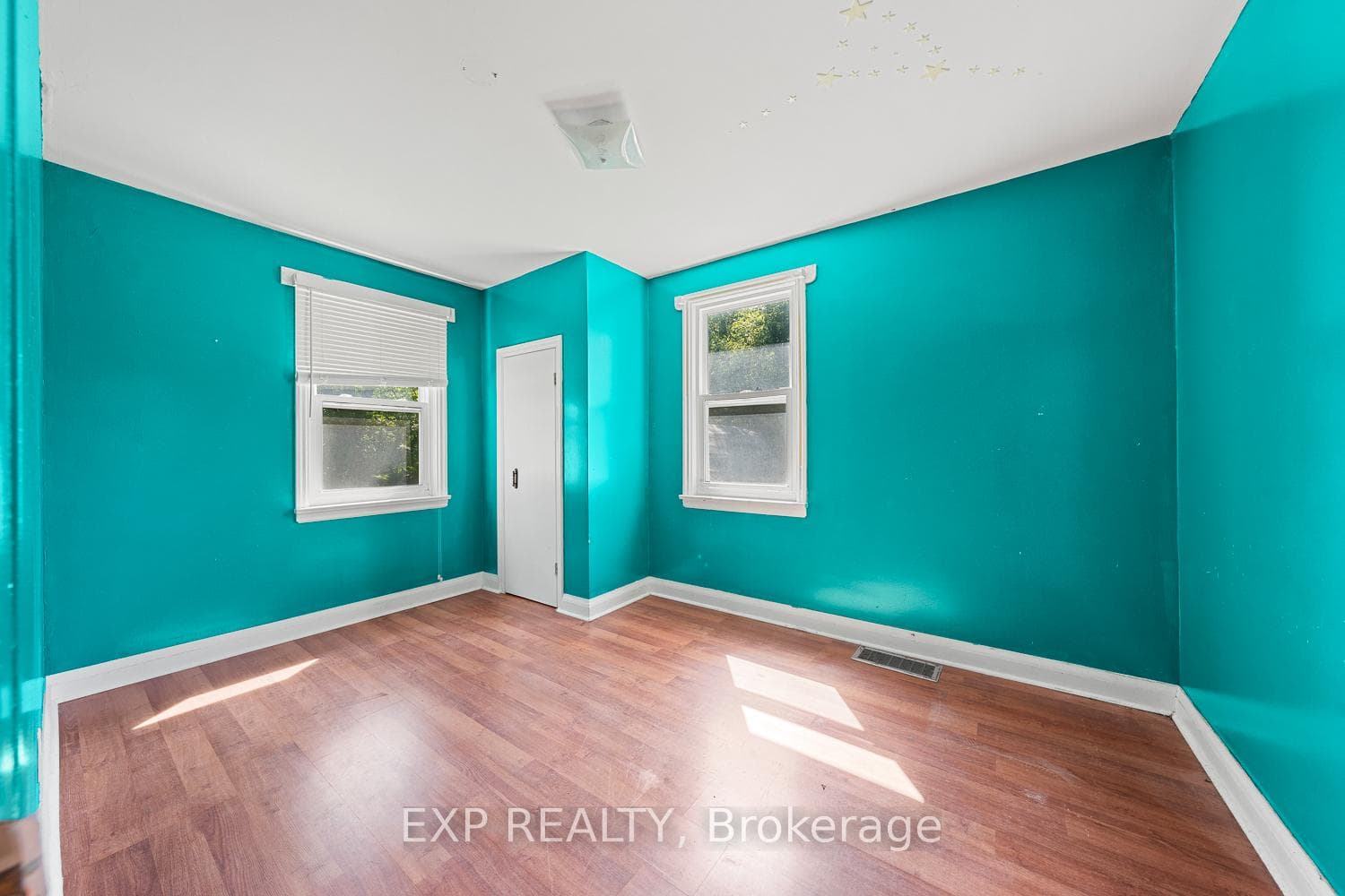 2030 Ritson Road photo 17