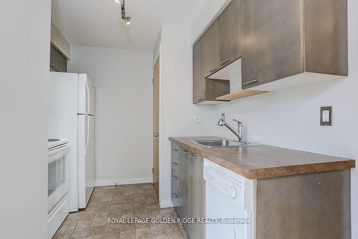255 Richmond Street Unit PH11 photo 21