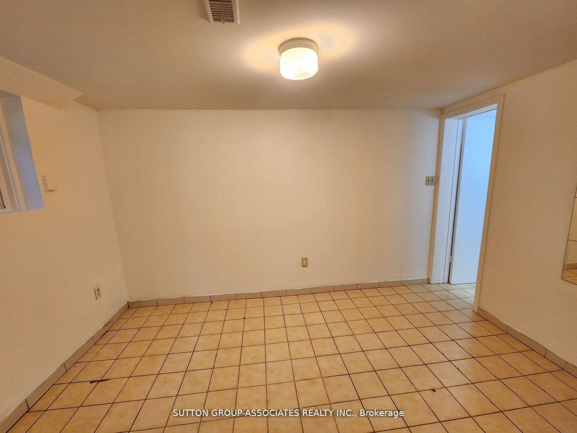 134 Grand Avenue Unit Unit D Lower photo 5