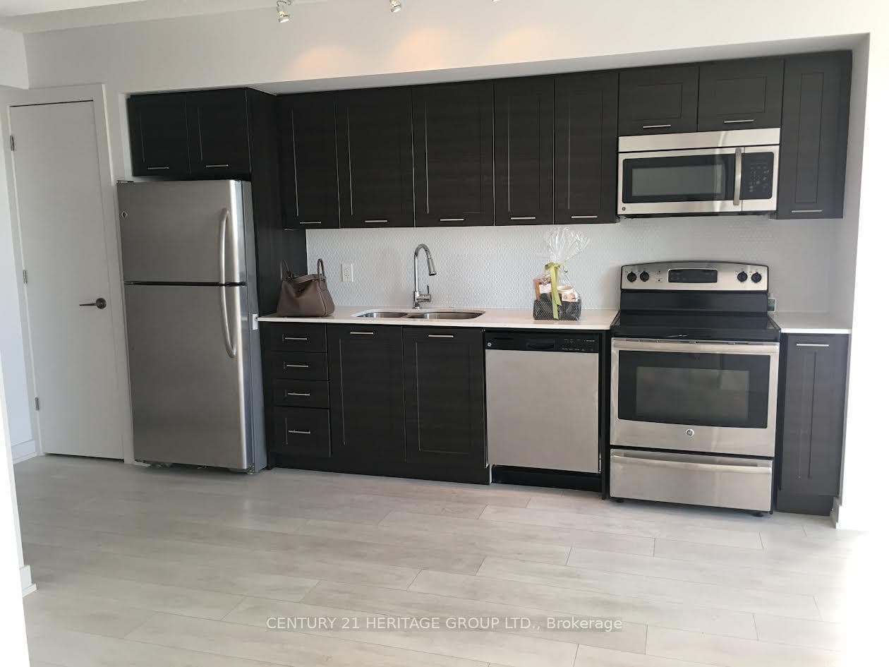 2220 Lakeshore Boulevard Unit 1110 photo 1