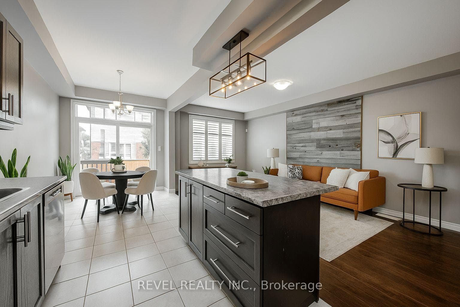 247 Festival Way Unit 22 photo 3