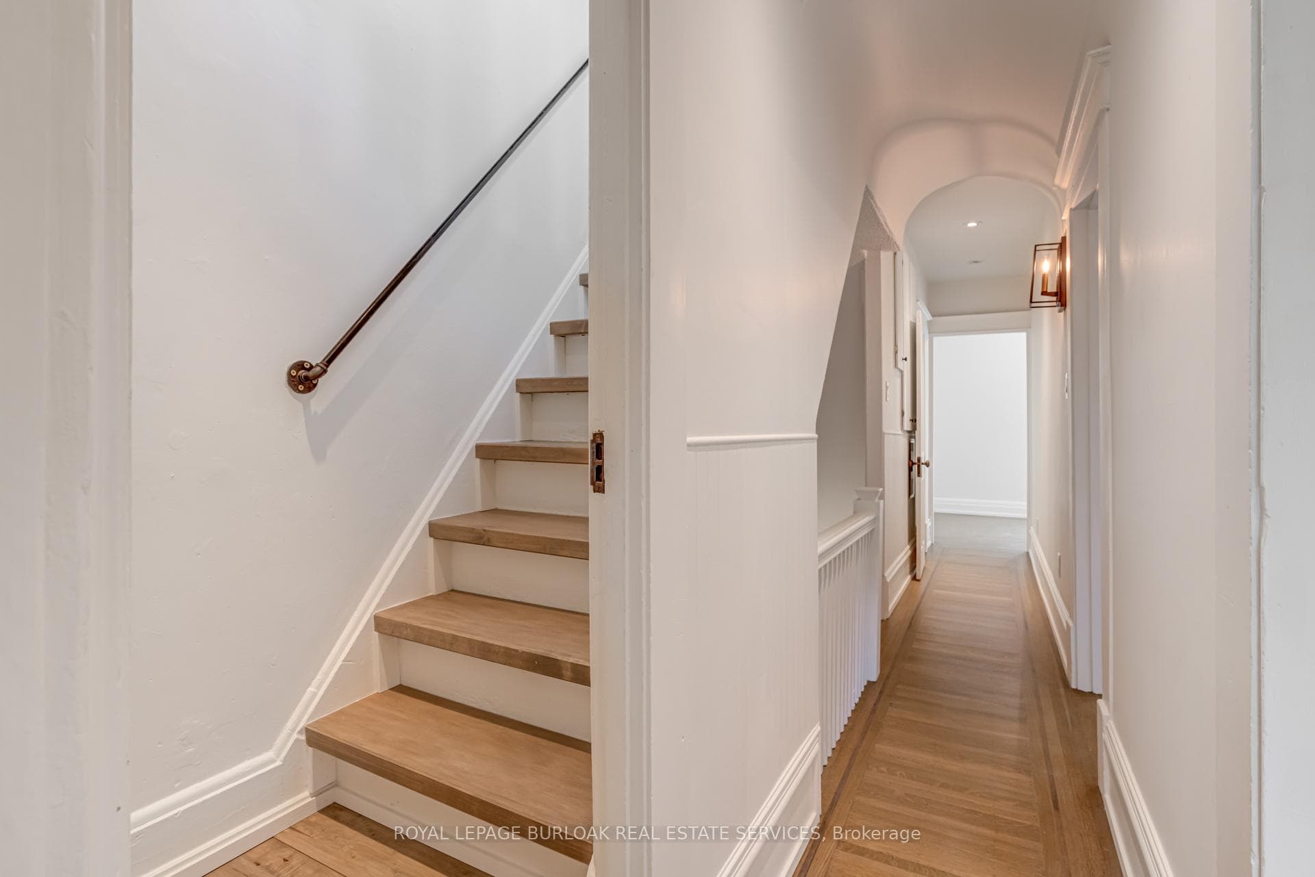 297 Charlton Avenue photo 27