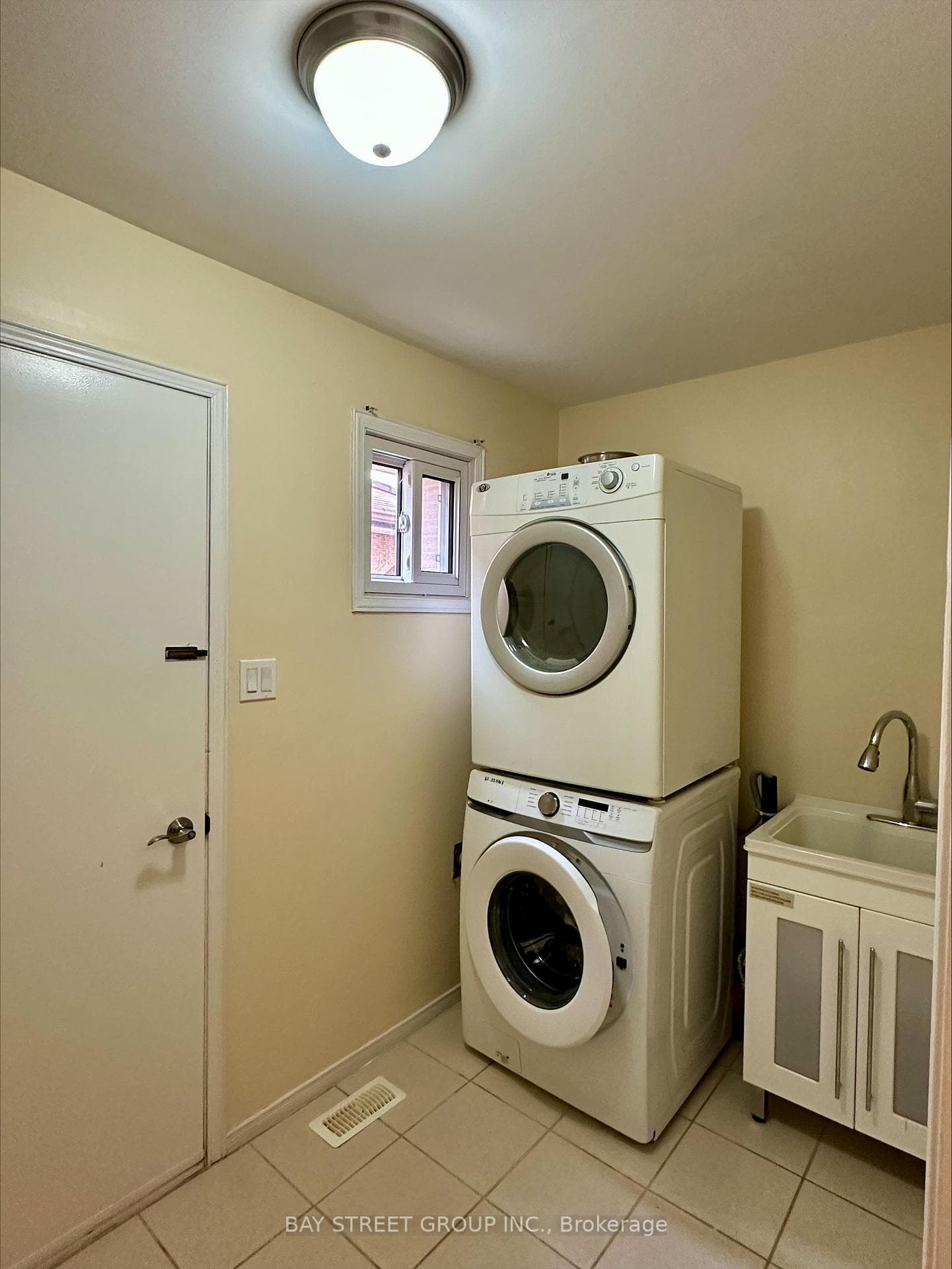 12 MARCUS Crescent Unit #BSMT photo 15
