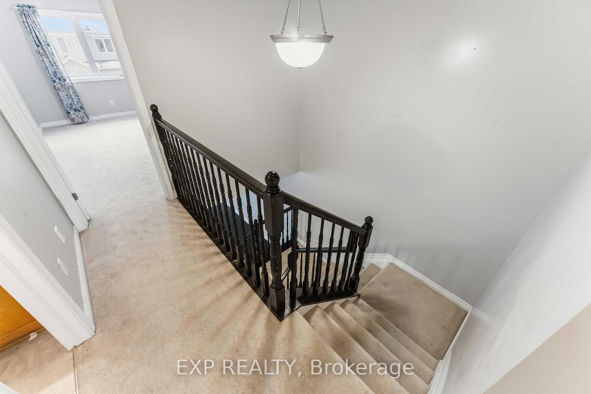 214 Montmorency Way photo 22