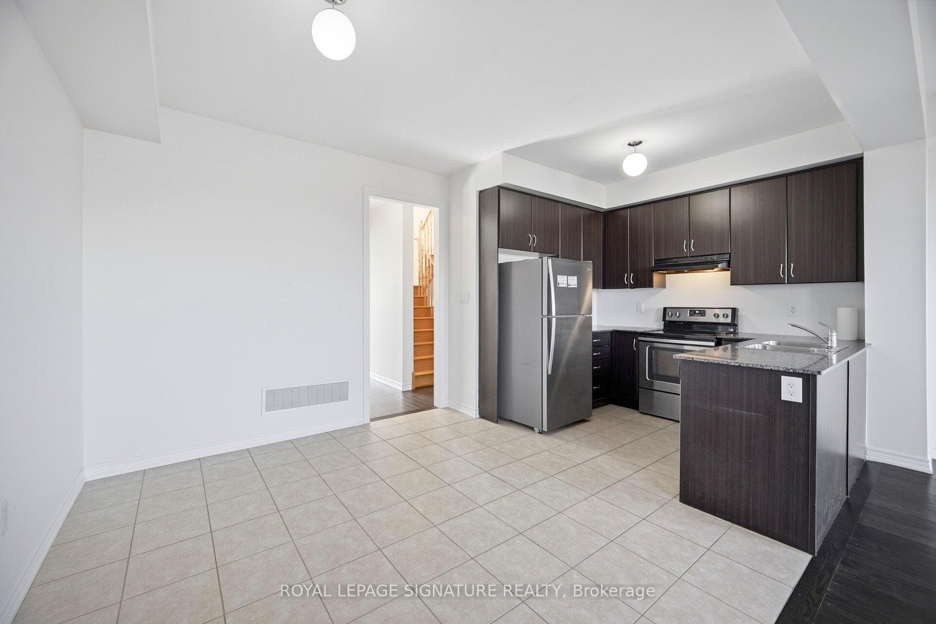 18 Agava Street photo 10