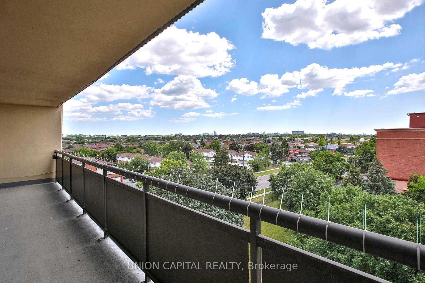 5 Frith Road Unit 711 photo 18