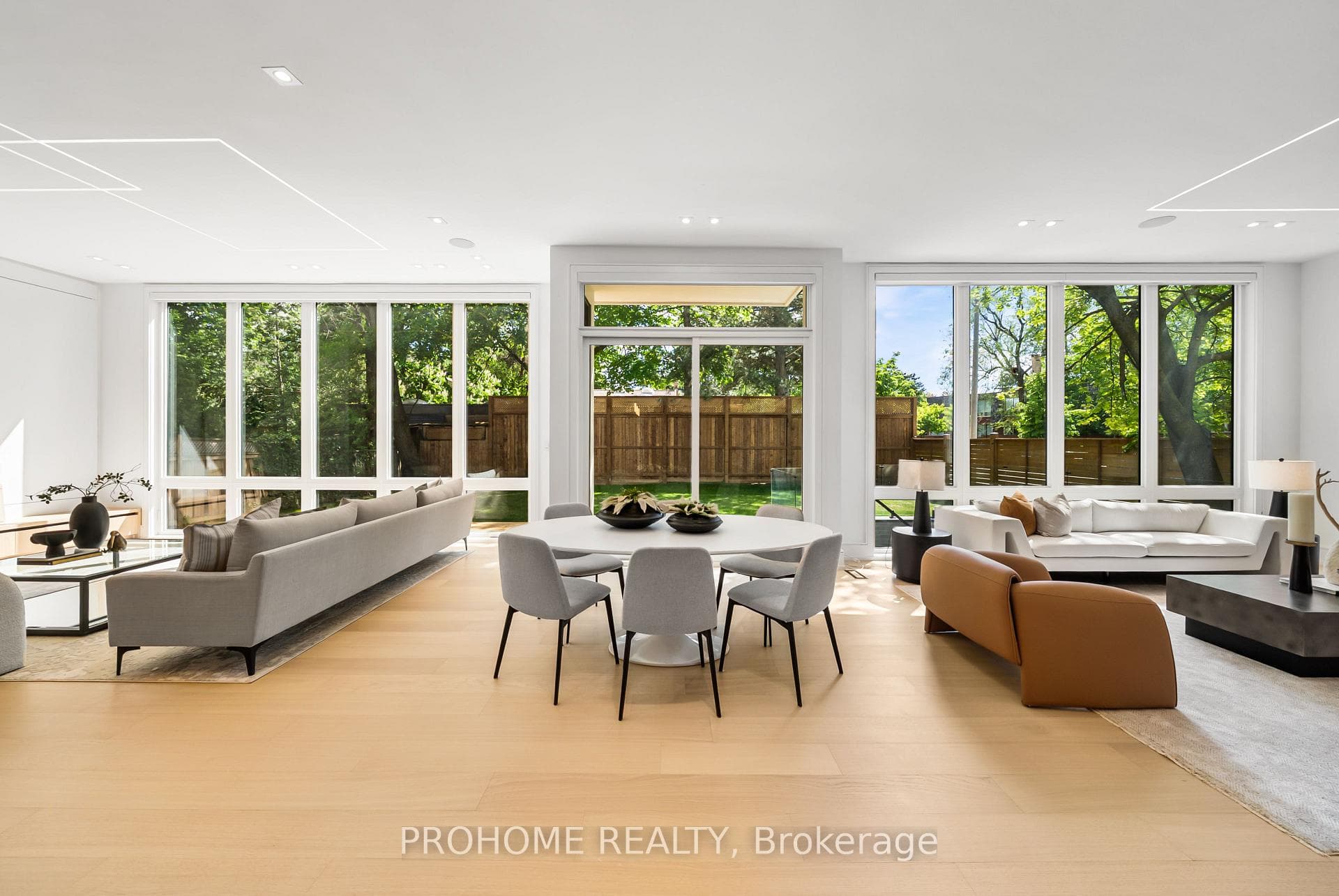 15 Aldershot Crescent photo 10