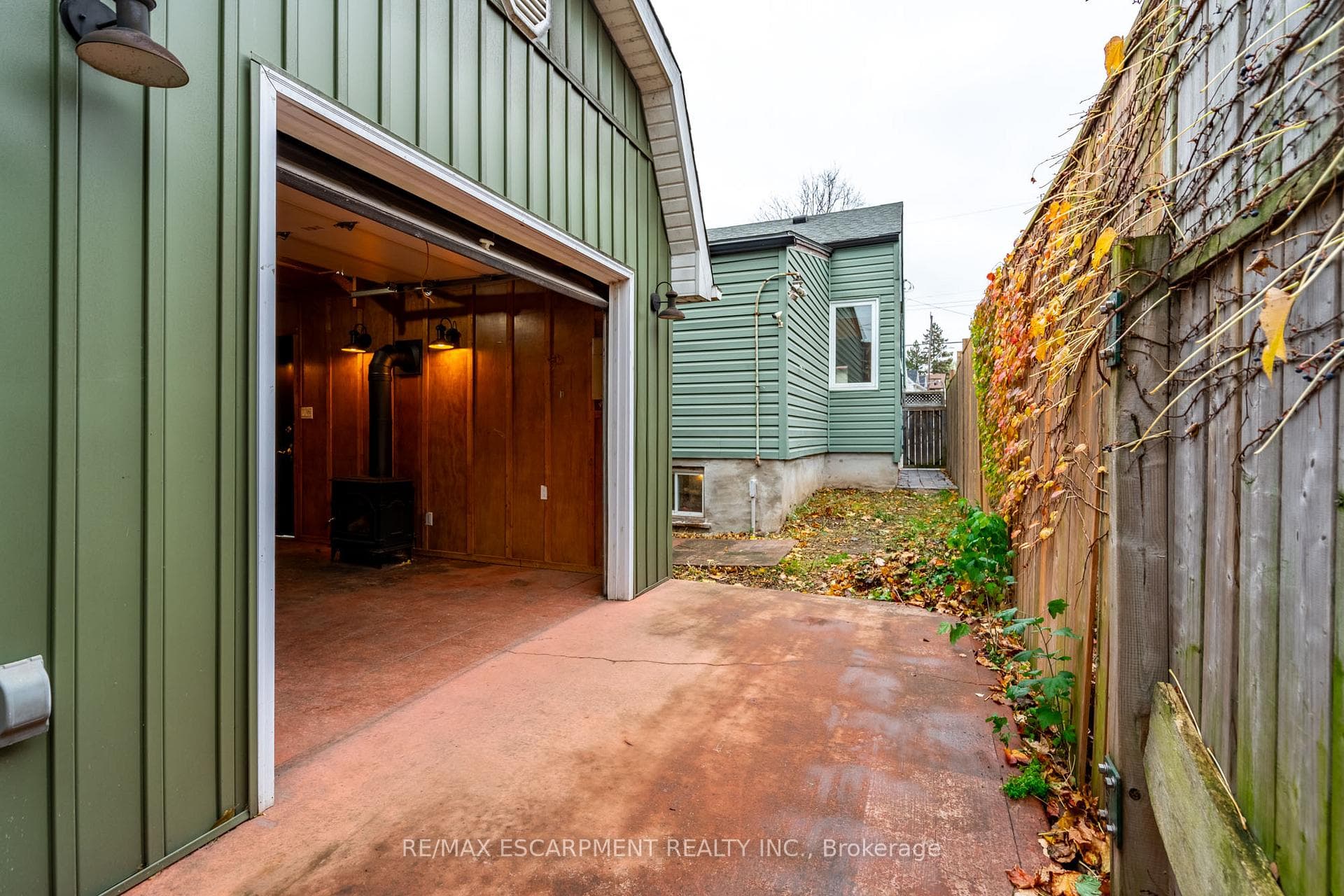 49 Jones Street photo 22