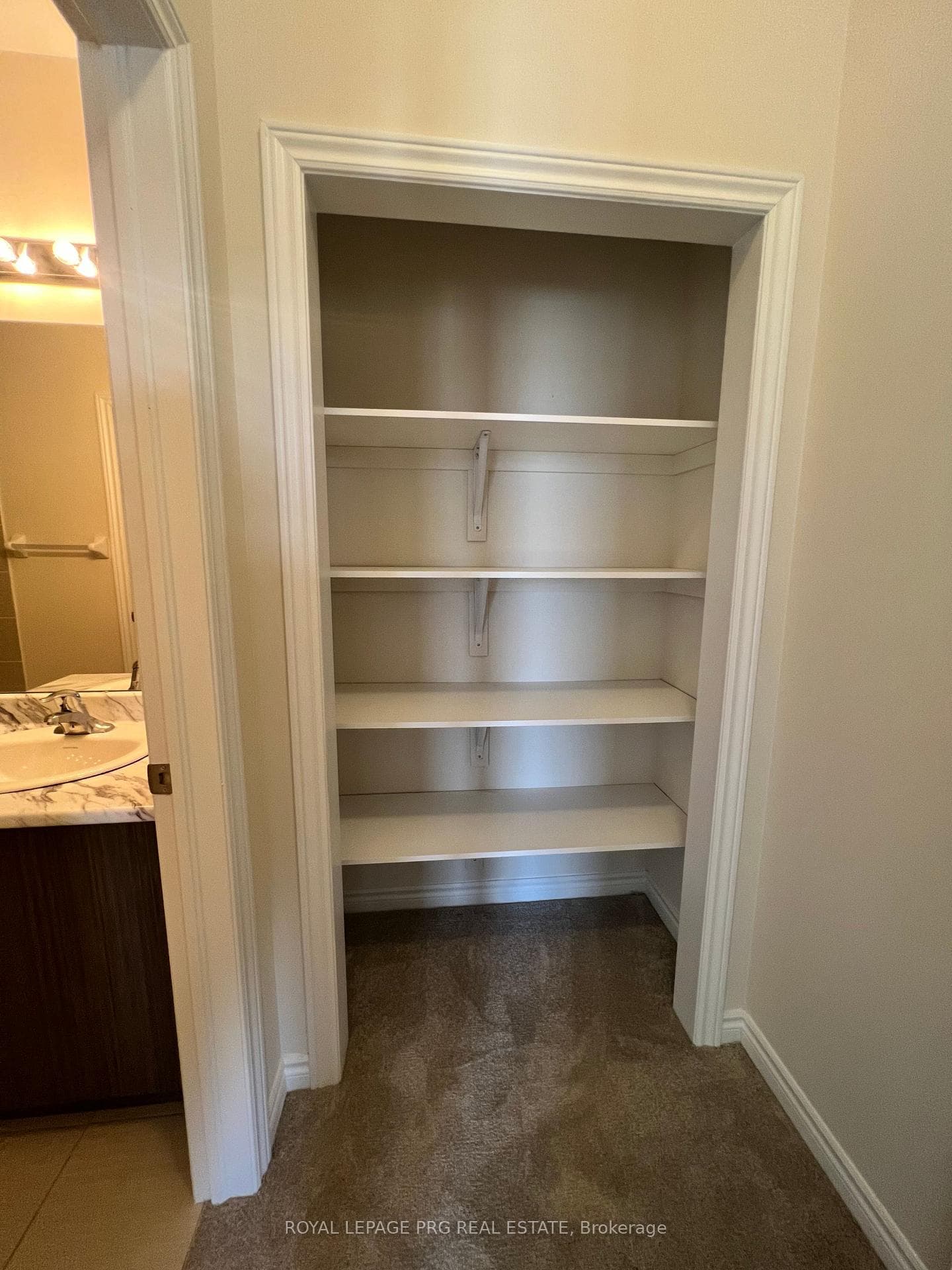 30 Halliford Place Unit 208 photo 8