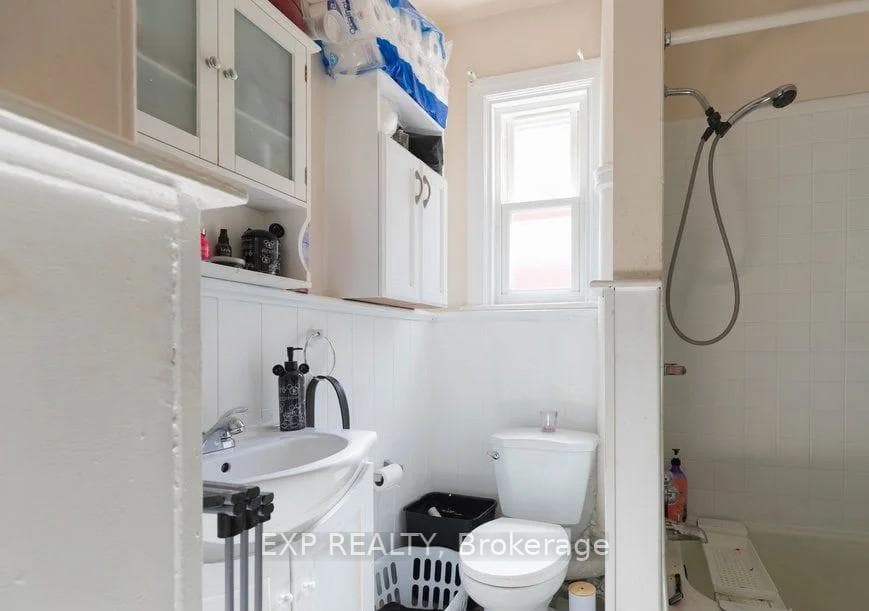 193 Burris Street photo 11