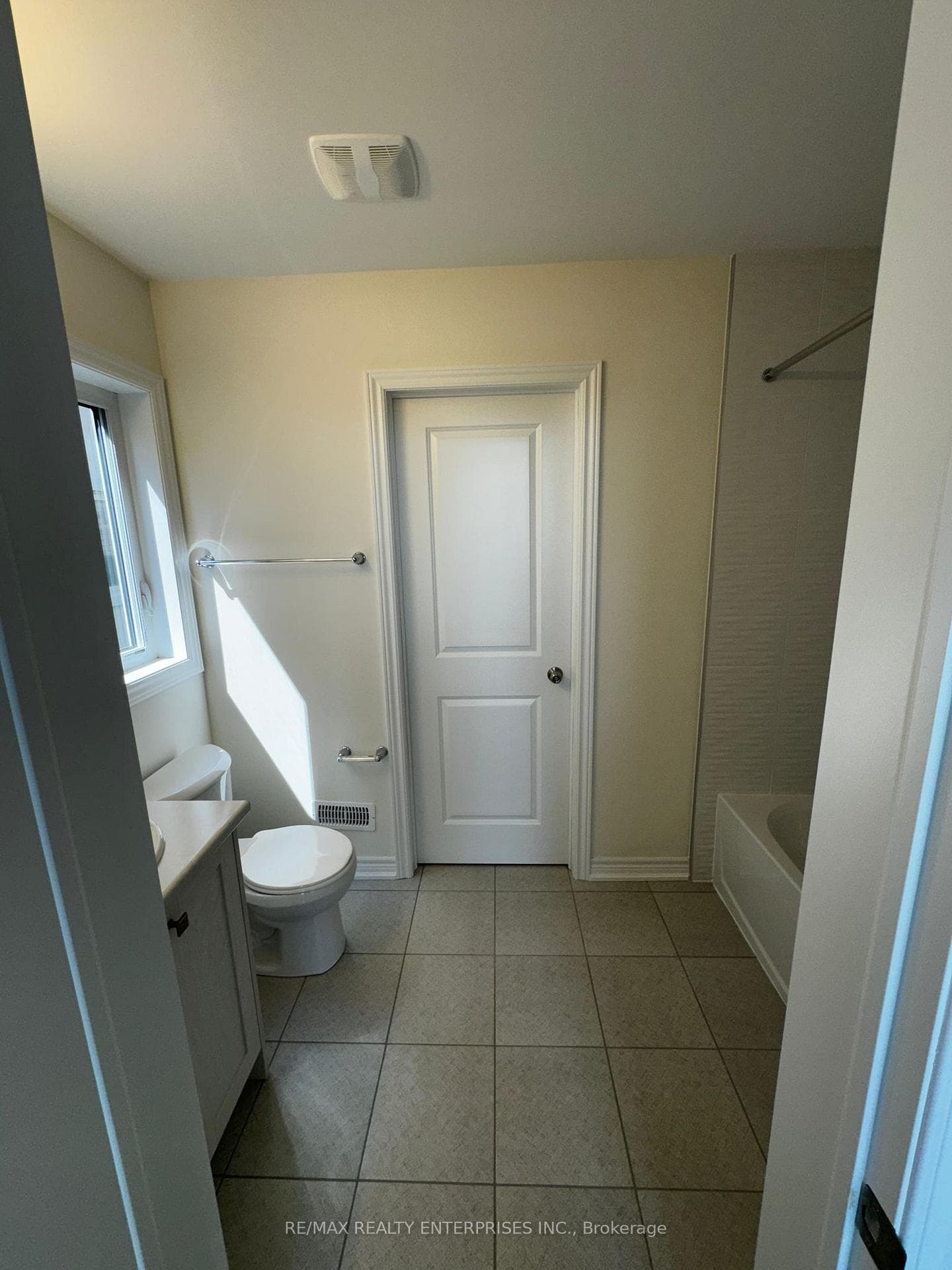 3947 Lodi Road photo 13
