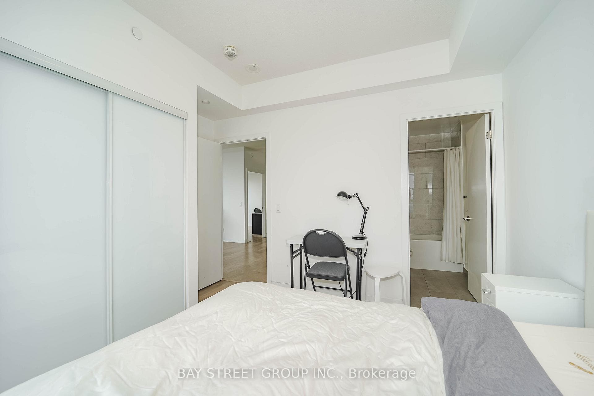 32 Forest Manor Road Unit 2610 photo 17