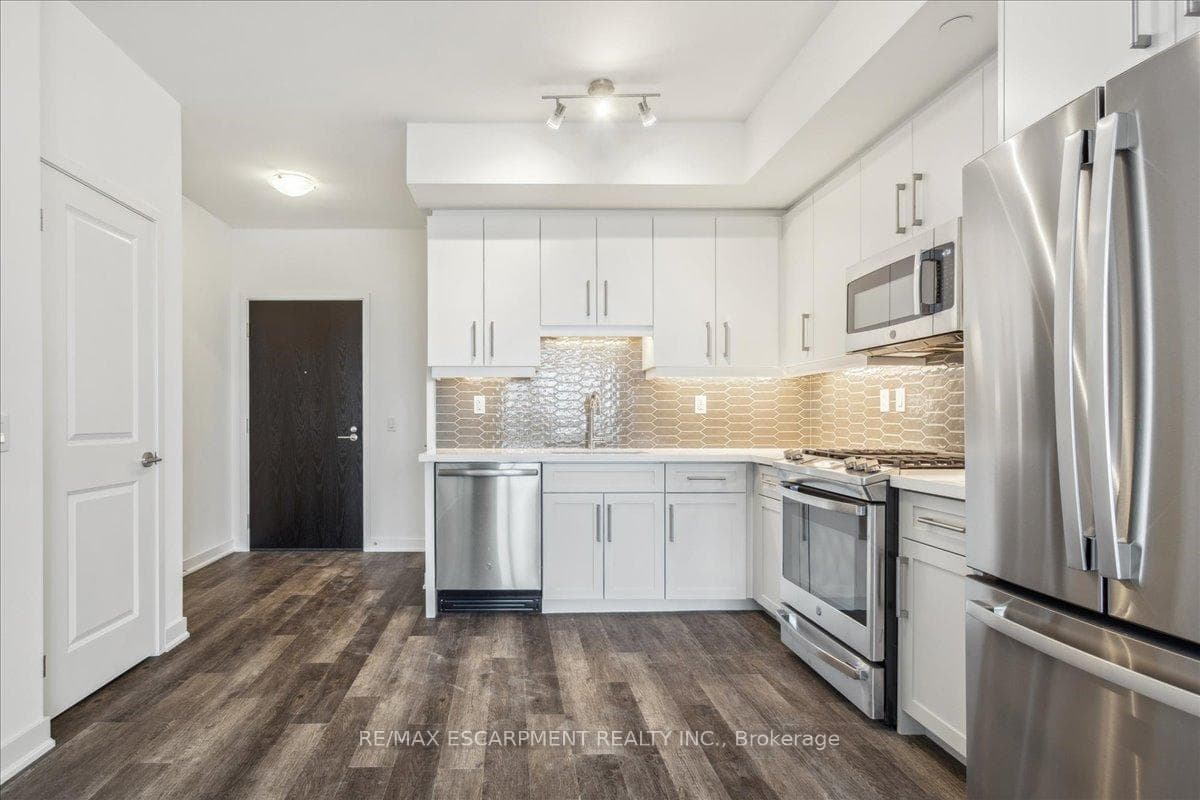 2007 James Street Unit 1004 photo 19