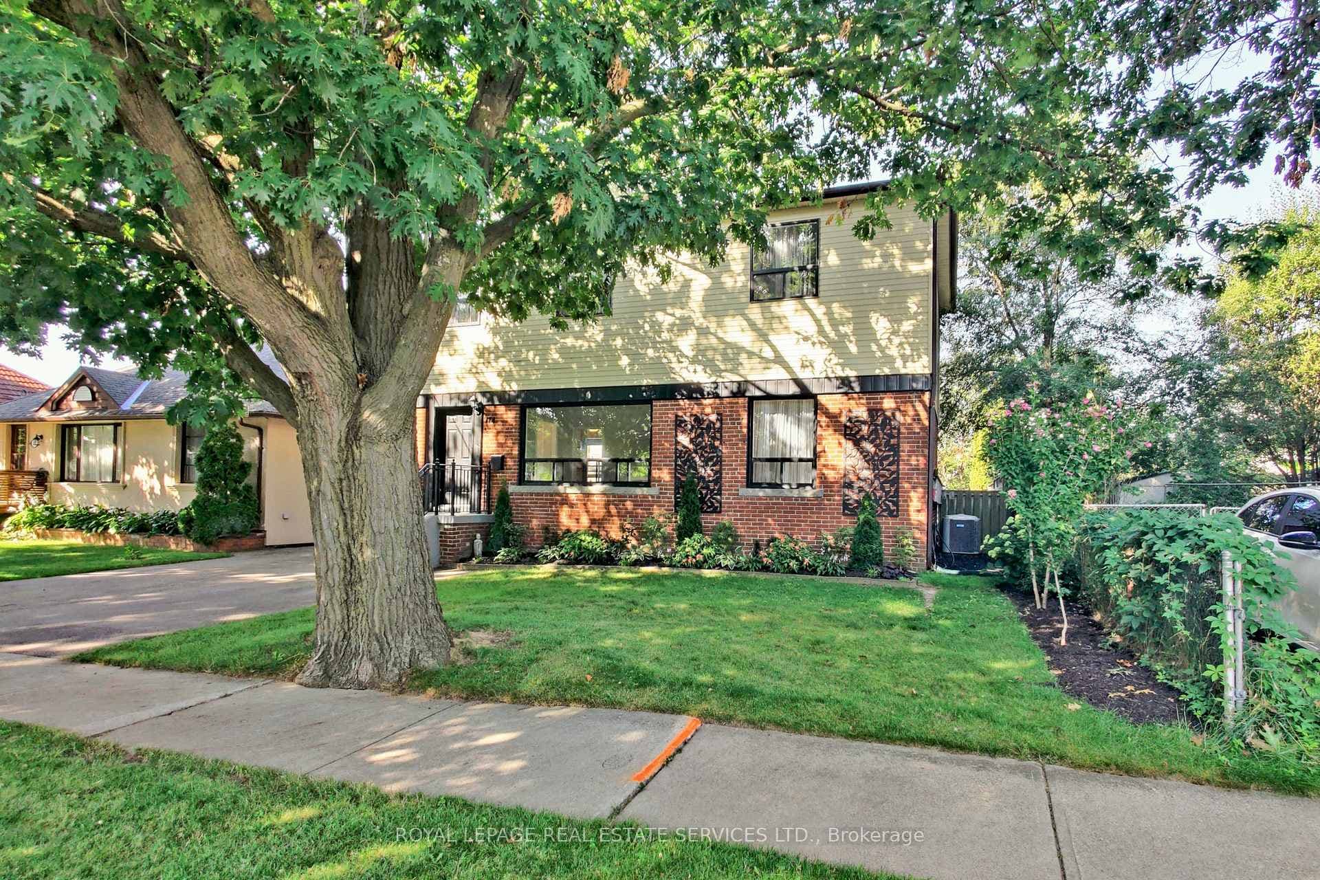 174 Alderbrae Avenue photo 2