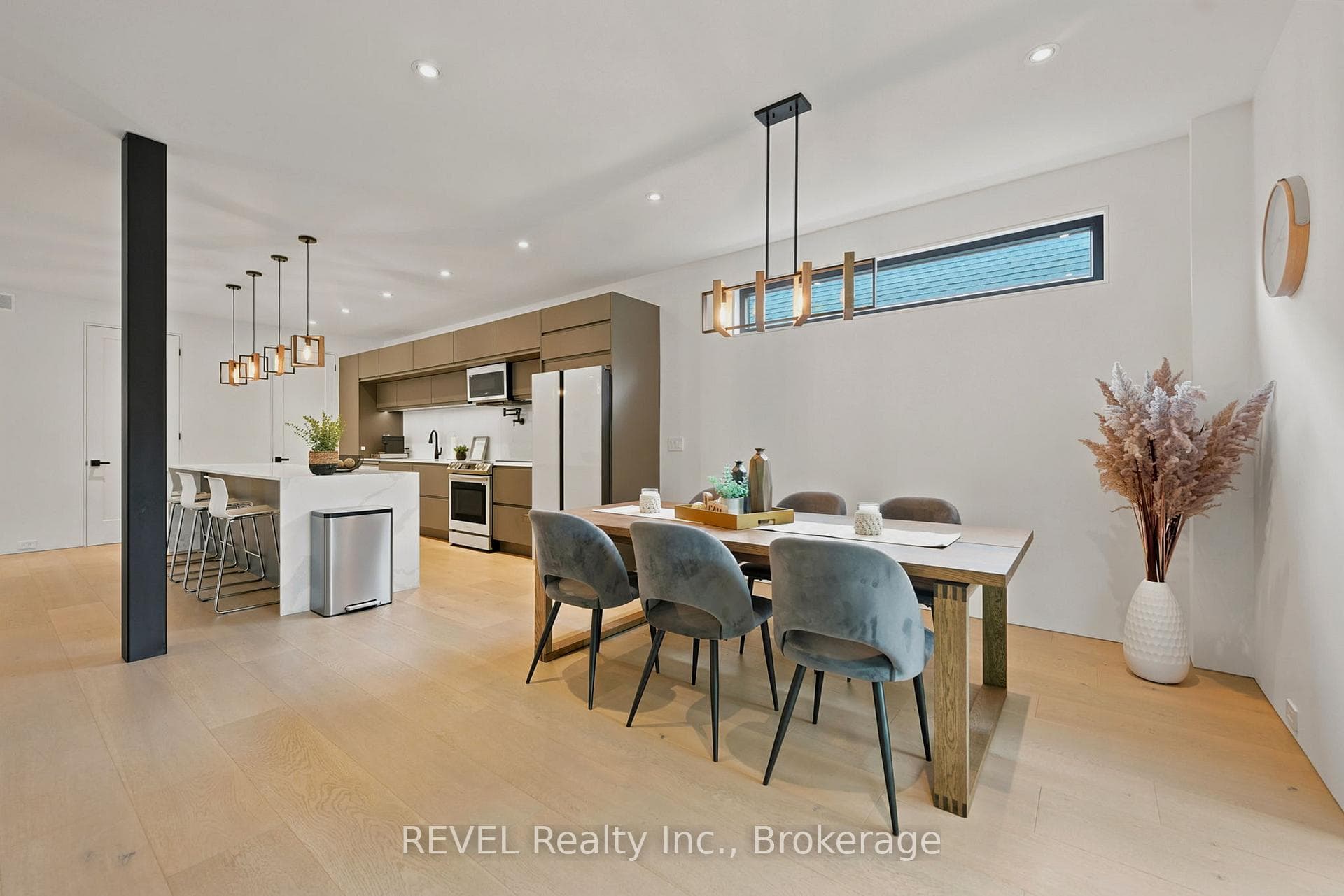 81 Mackenzie King Avenue photo 17