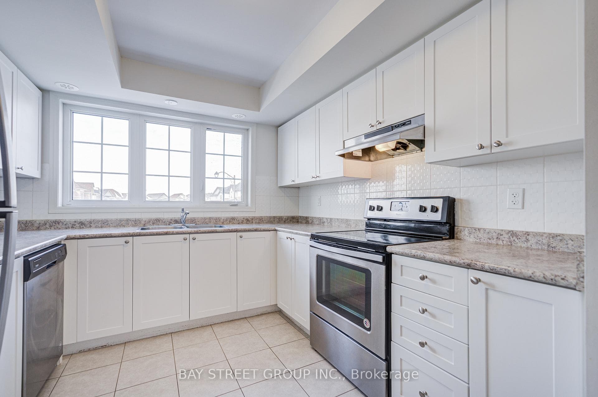 2378 Chevron Prince Path photo 9