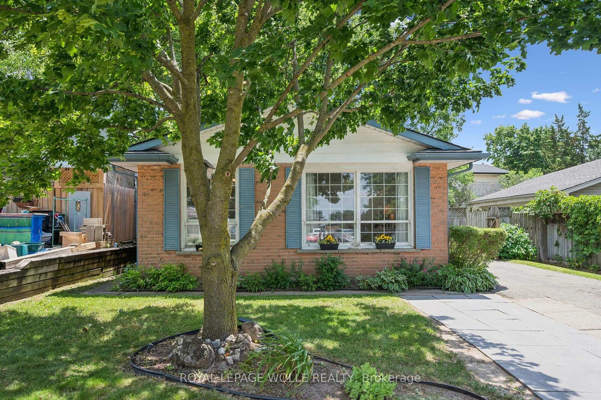 39 Shea Crescent photo 2