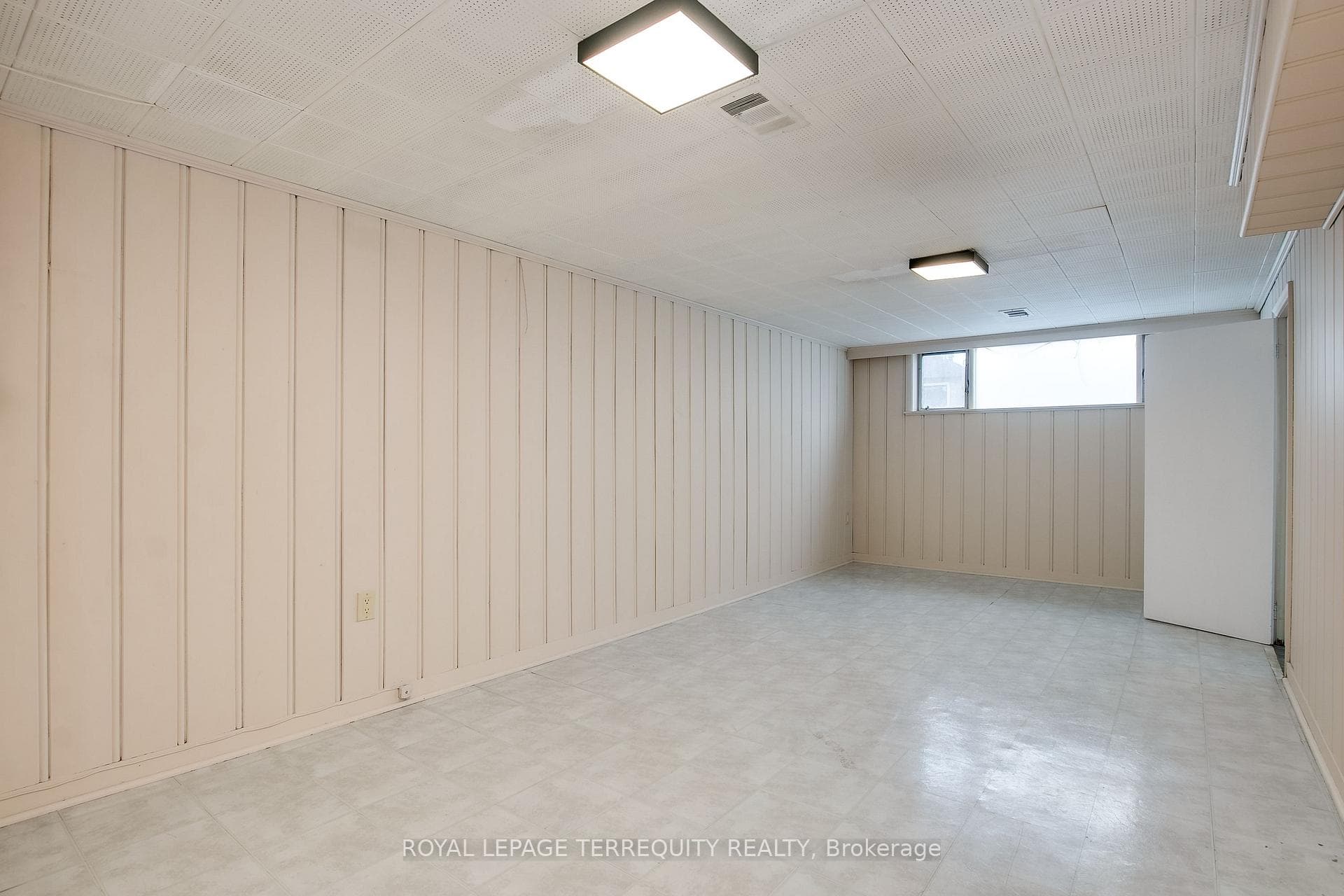 93 Searle Avenue photo 37