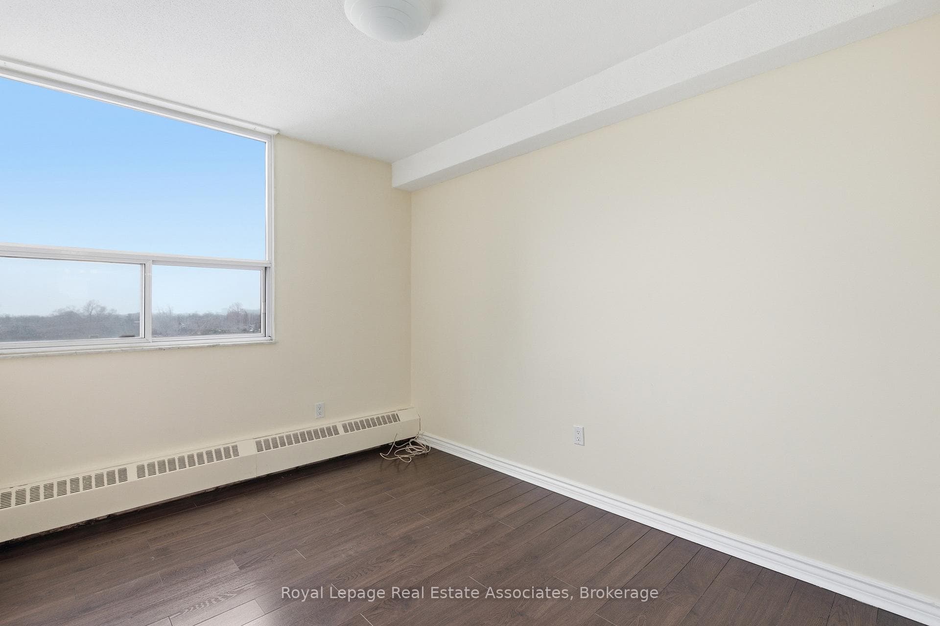 551 The West Mall N/A Unit 706 photo 21