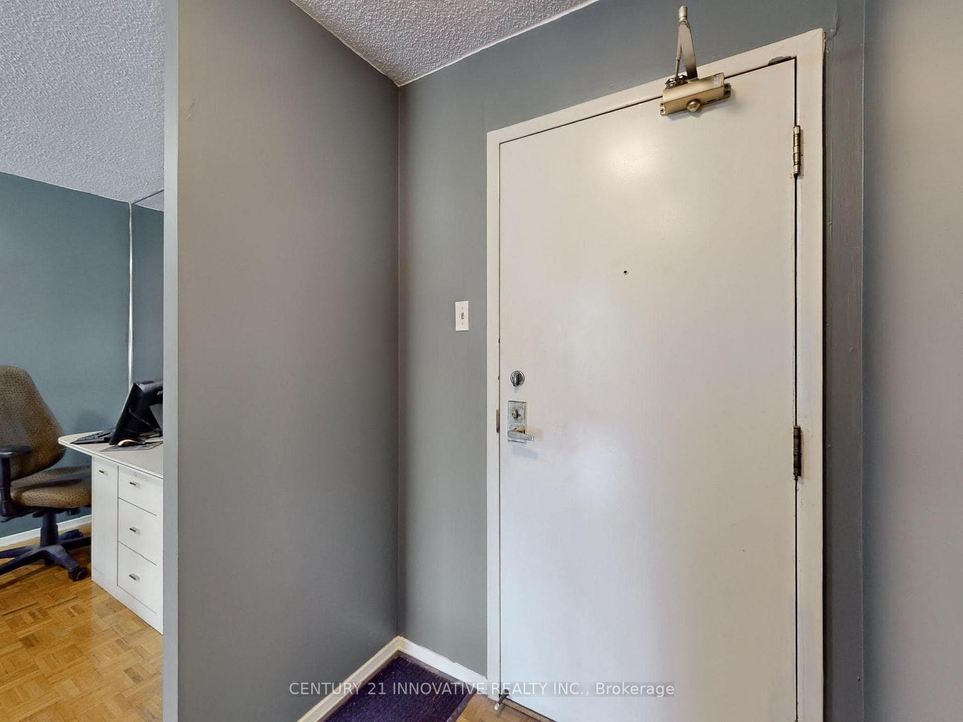 250 Jarvis Street Unit 203 photo 23