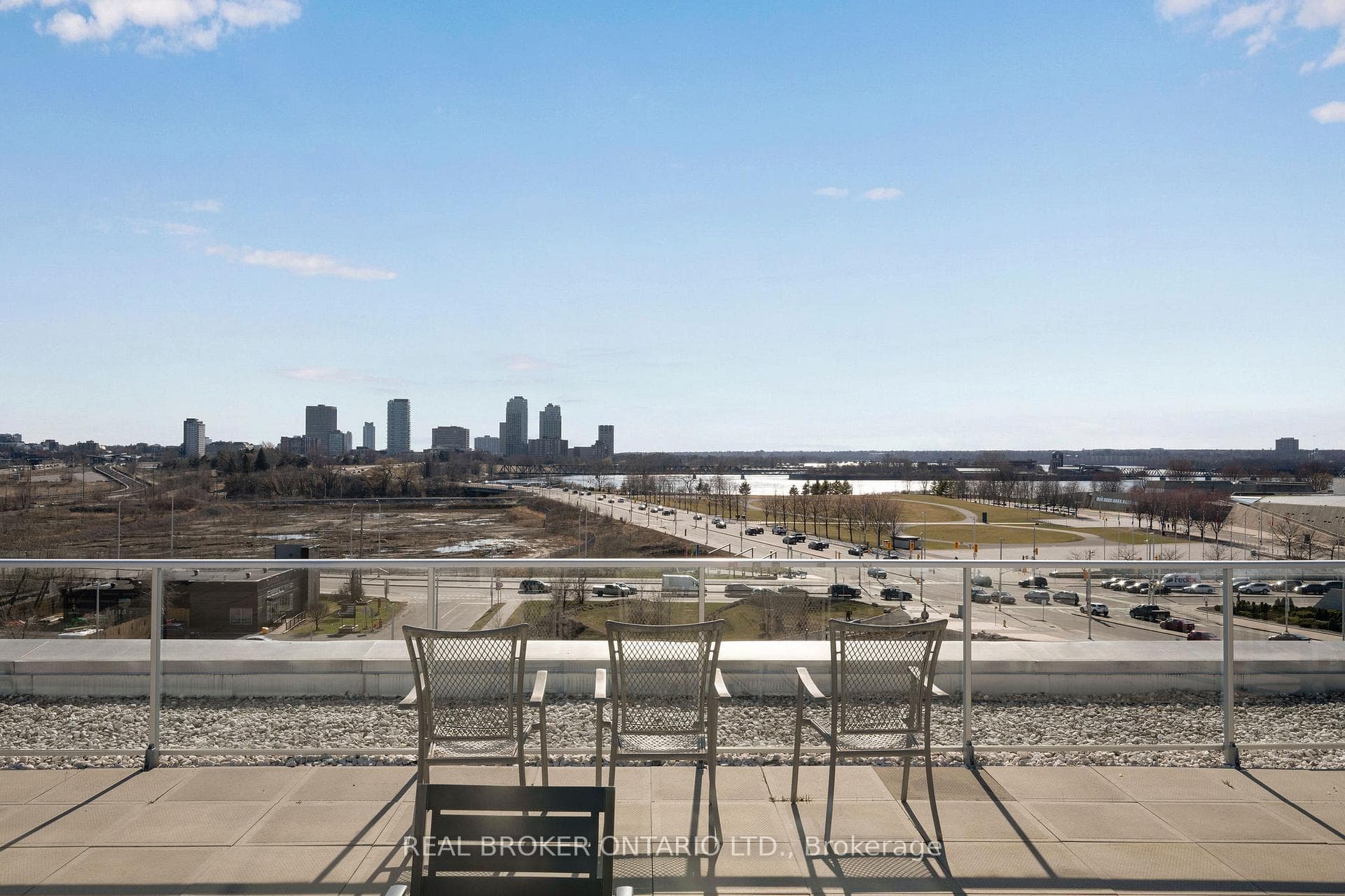 Roof Top Terrace with Ottawa River Views