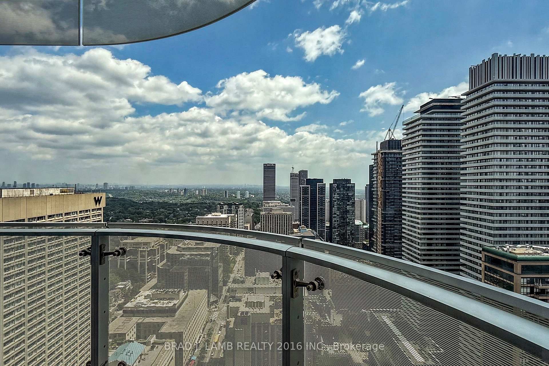 1 Bloor Street Unit 3903 photo 19