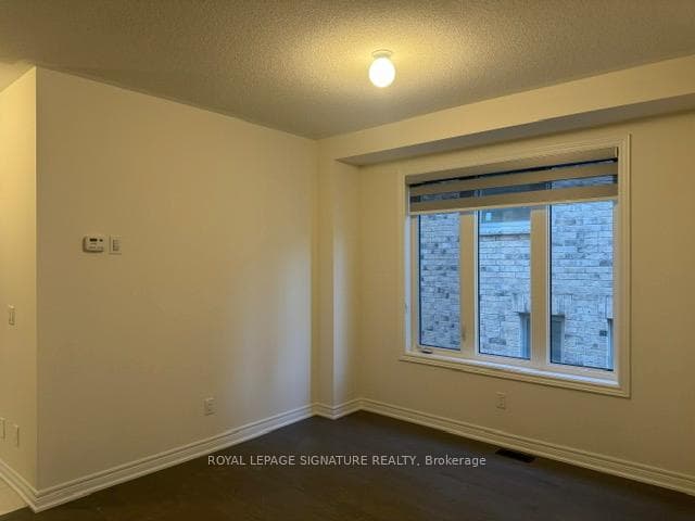 1356 Davis Loop N/A photo 8
