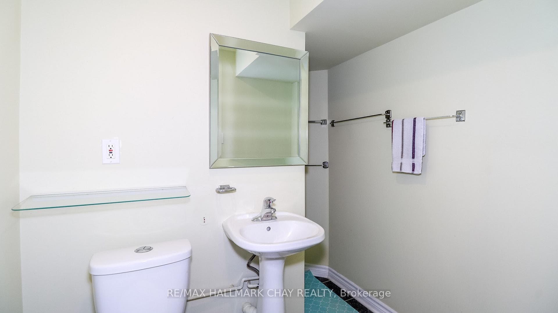 145 Cunningham Drive photo 32