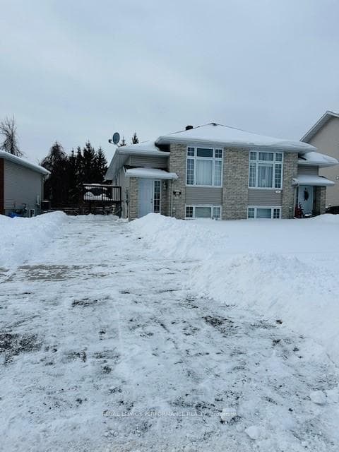 341 Emma Avenue photo 1