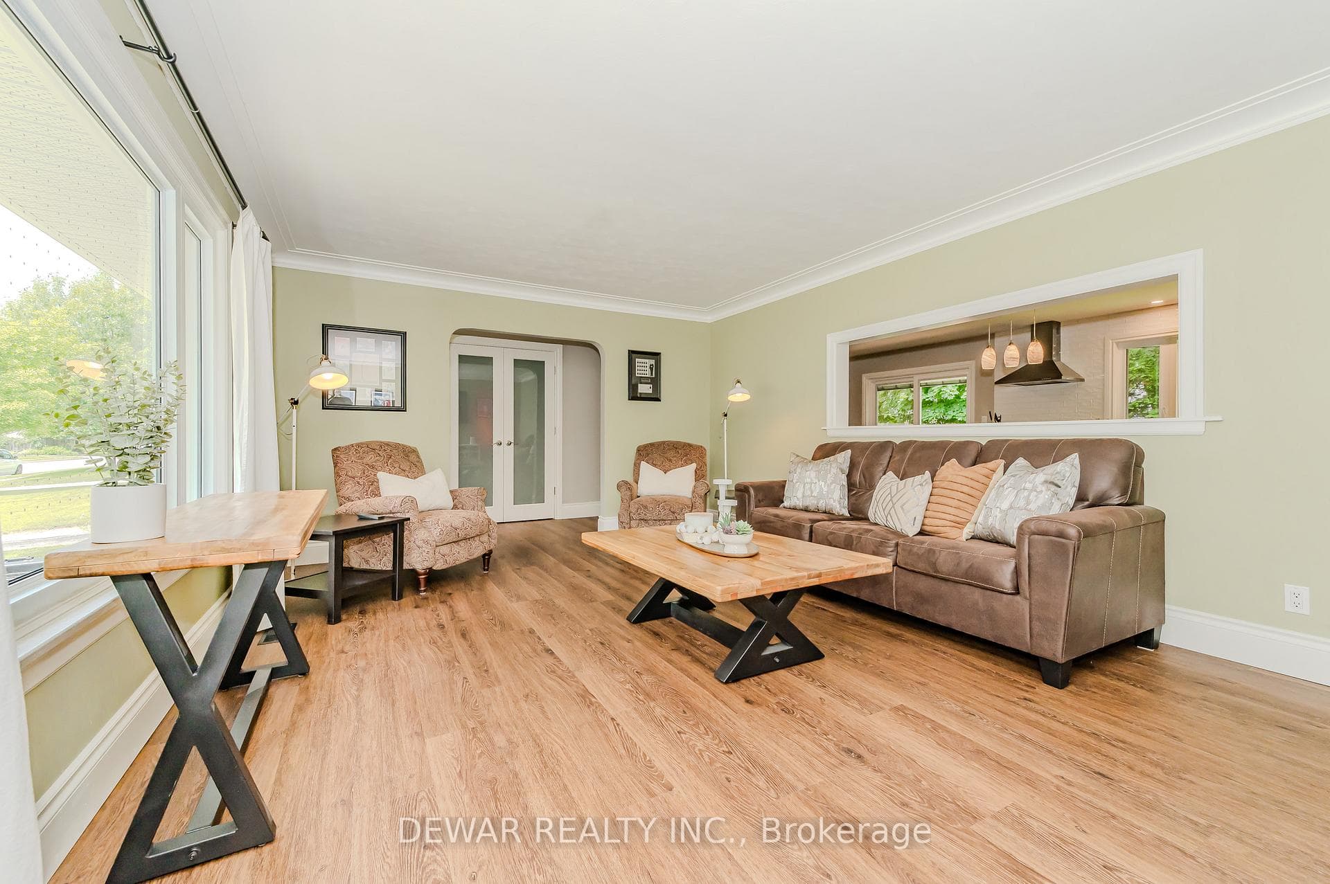 13 Christopher Drive photo 7