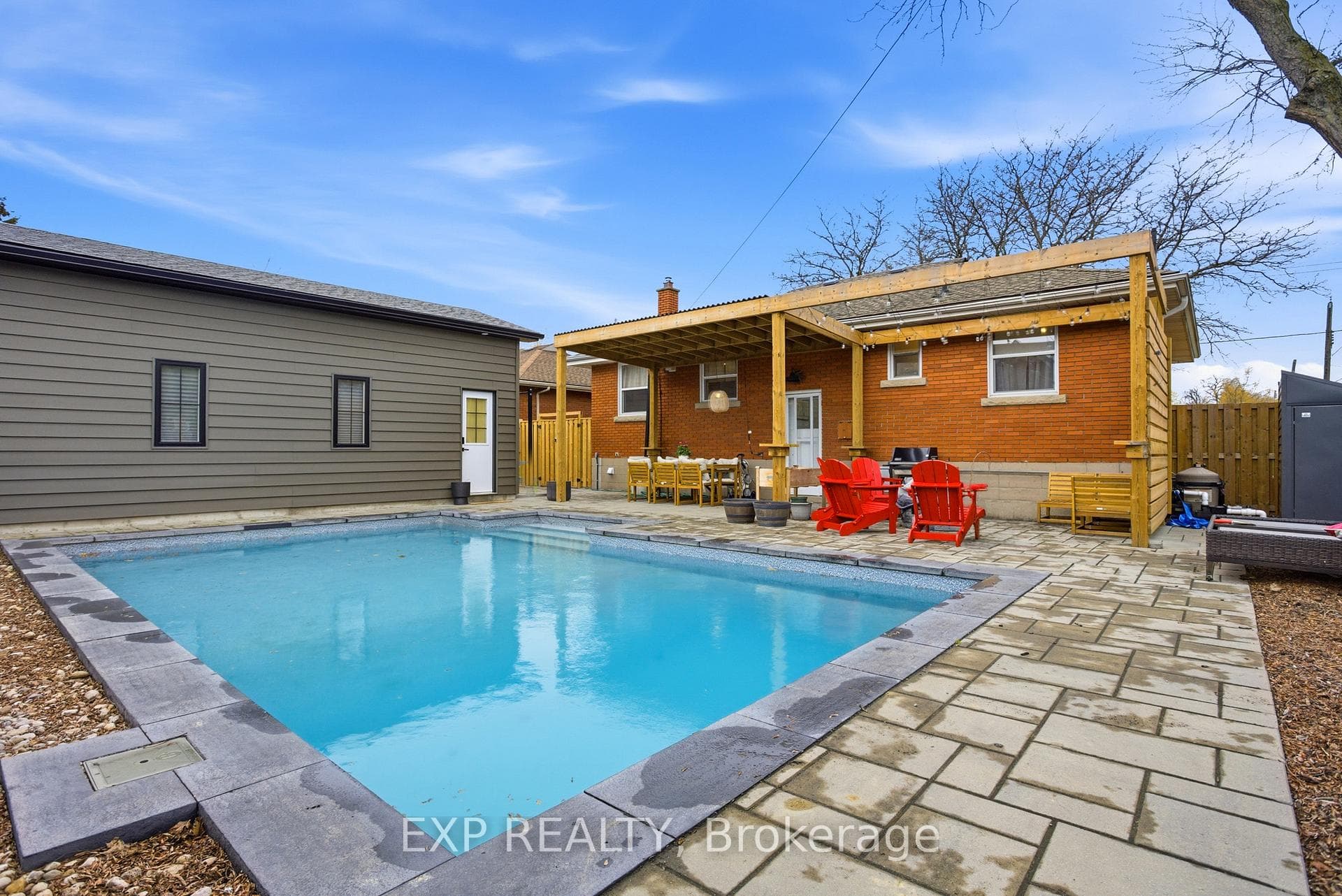 3 Fay Avenue photo 40