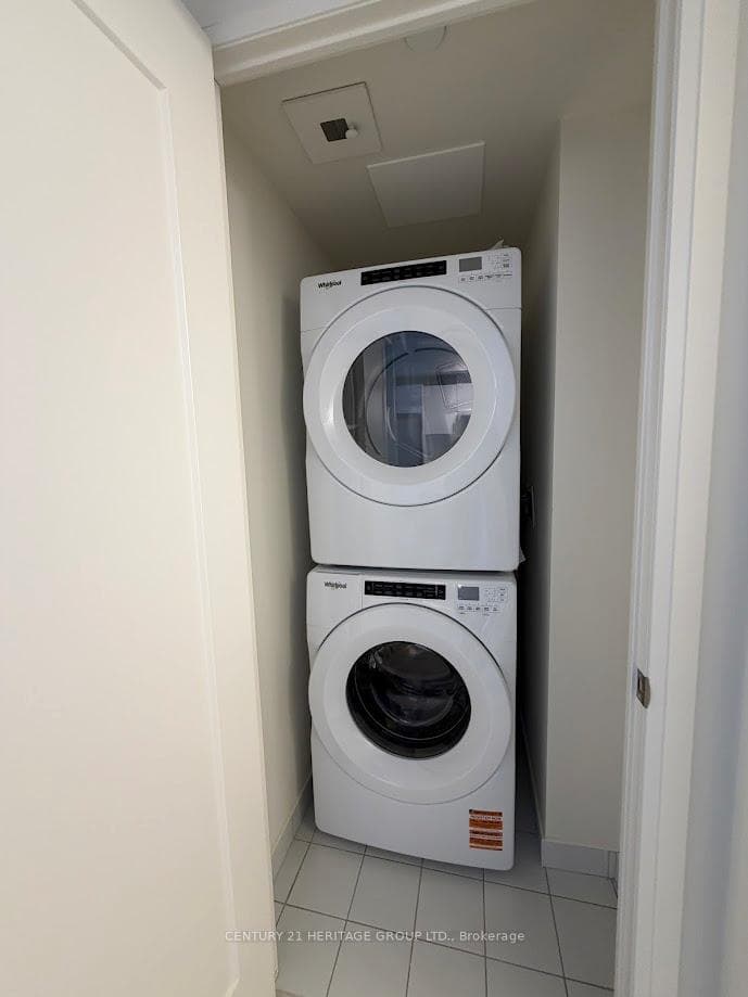 8960 Jane Street Unit 2623 photo 10
