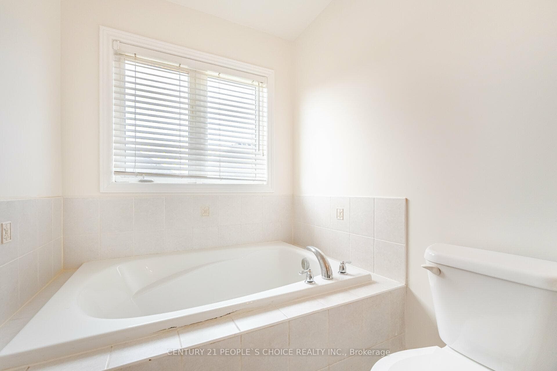 25 Buchanan Crescent photo 23