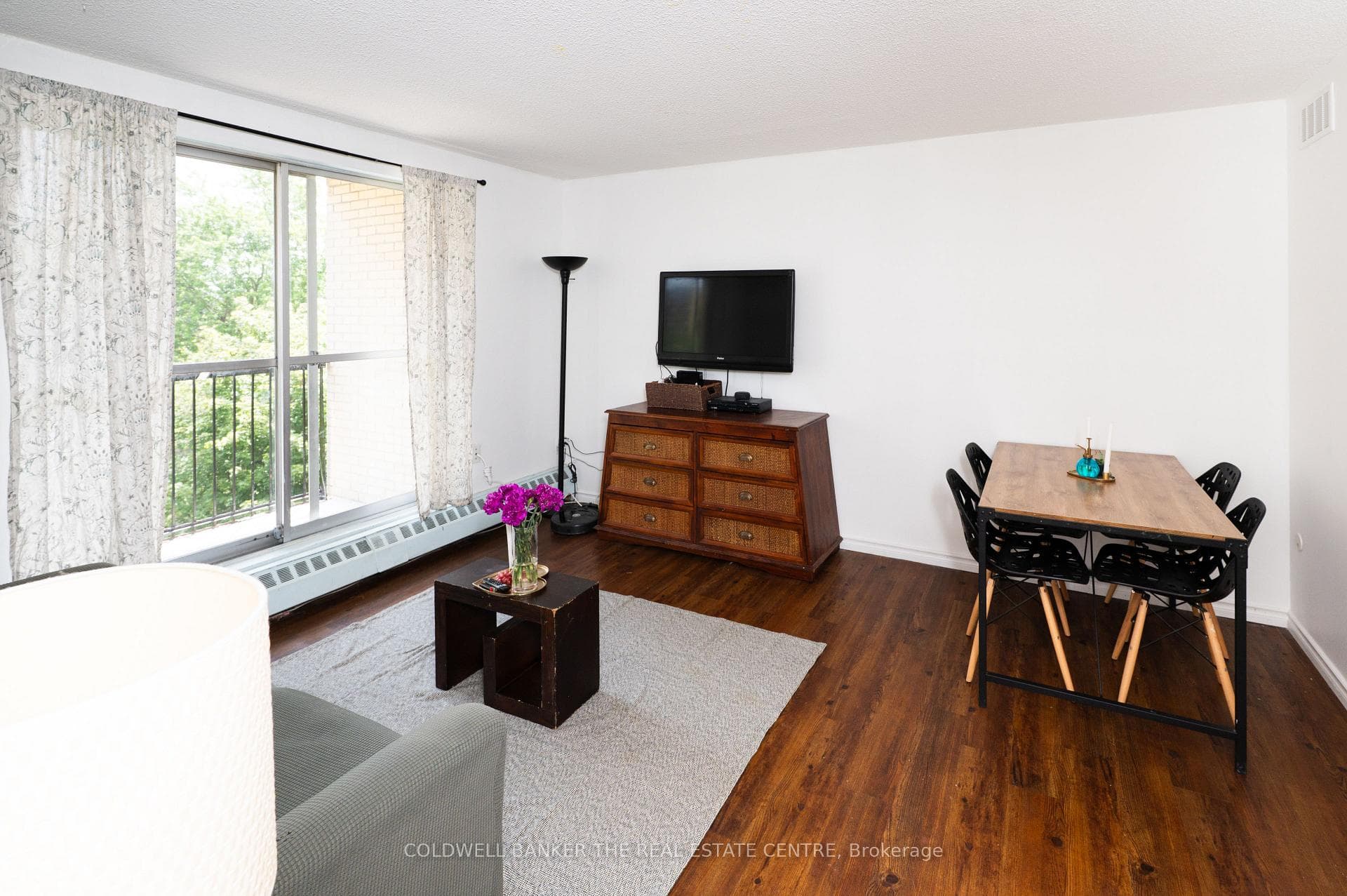 1690 Victoria Park Avenue Unit 404 photo 10