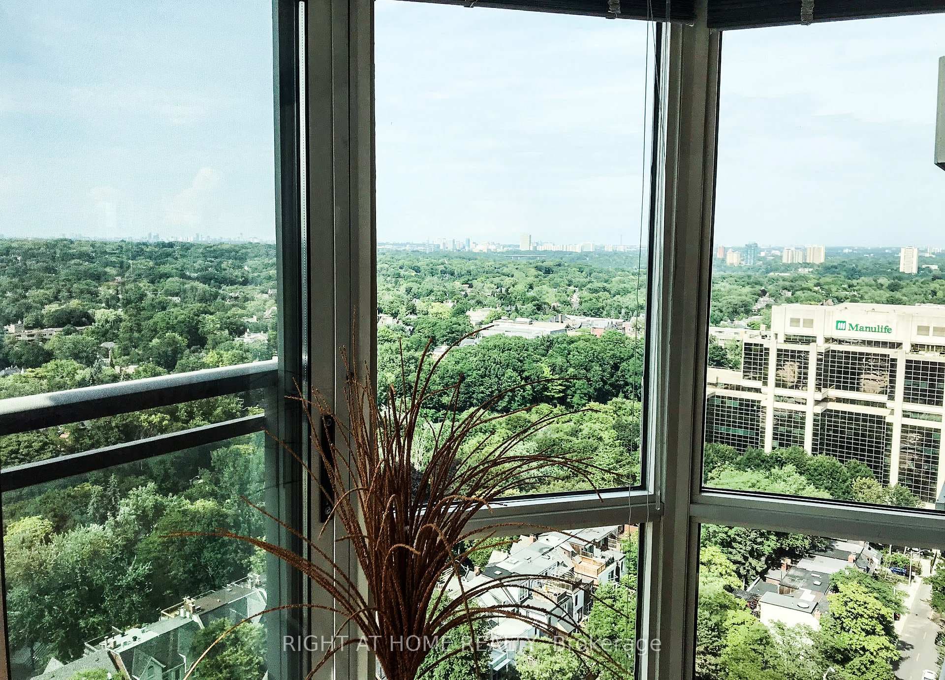 8 Park Road Unit 2103 photo 10