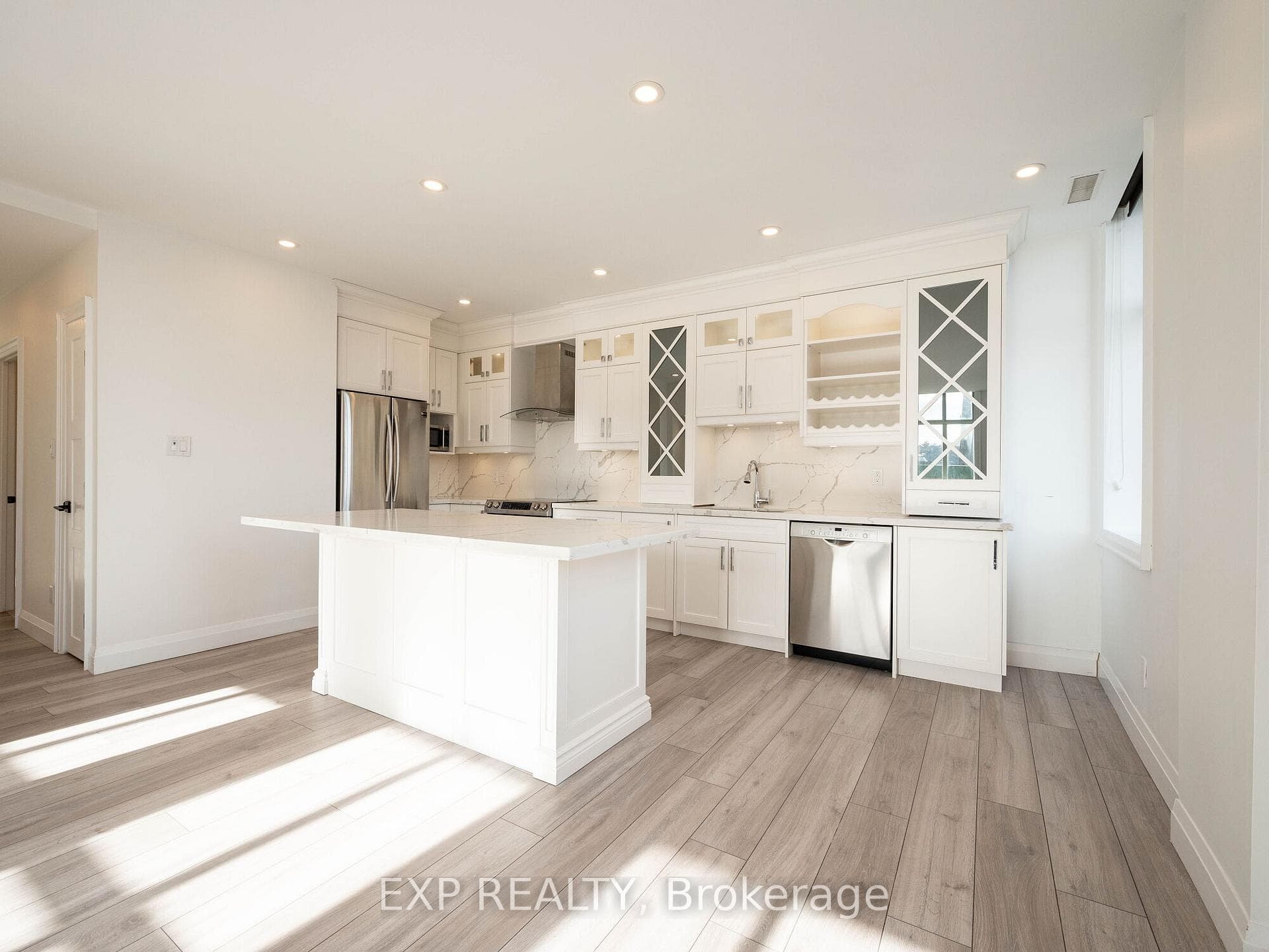 36 James Street Unit 1101 photo 15