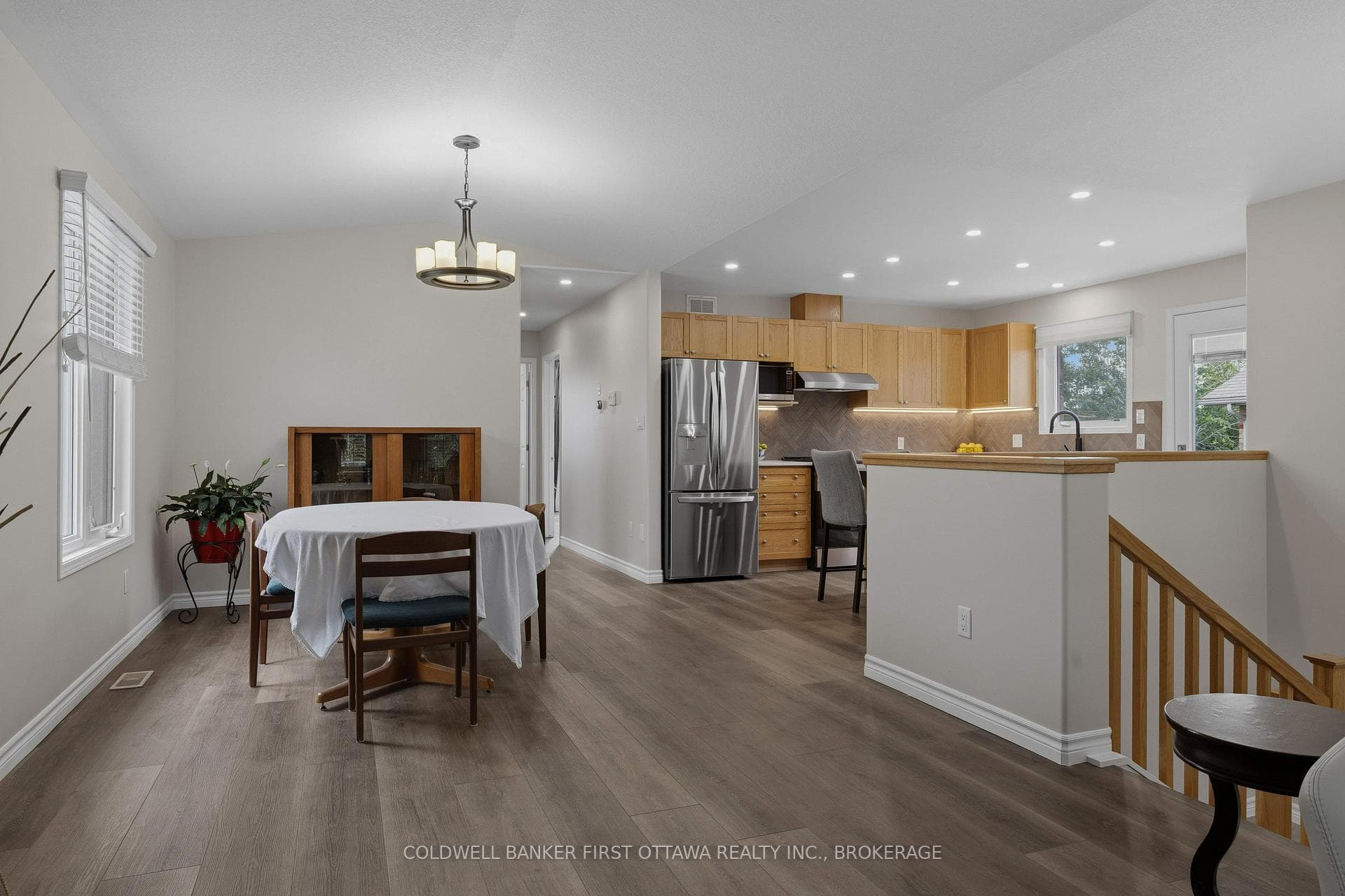 1346 Sierra Avenue photo 11