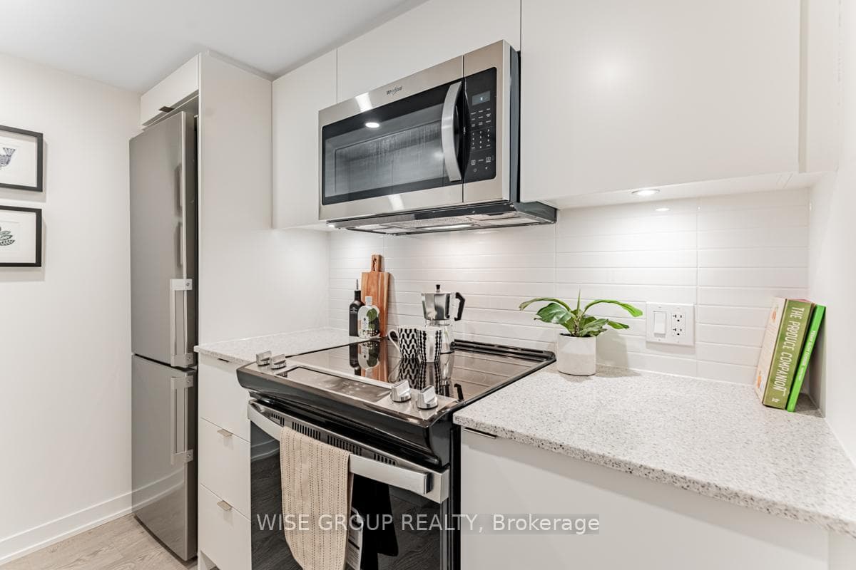 500 Wilson Avenue Unit 406 photo 6