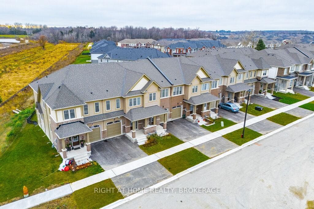 251 Farley Road photo 4