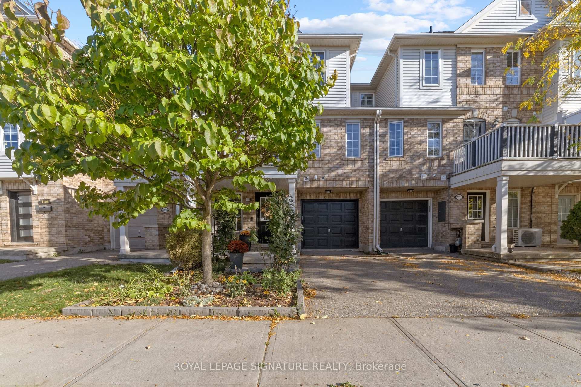 3113 Stornoway Circle photo 1