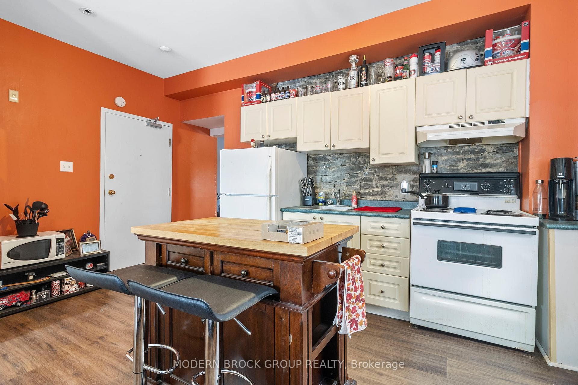 33 Perth Street photo 18