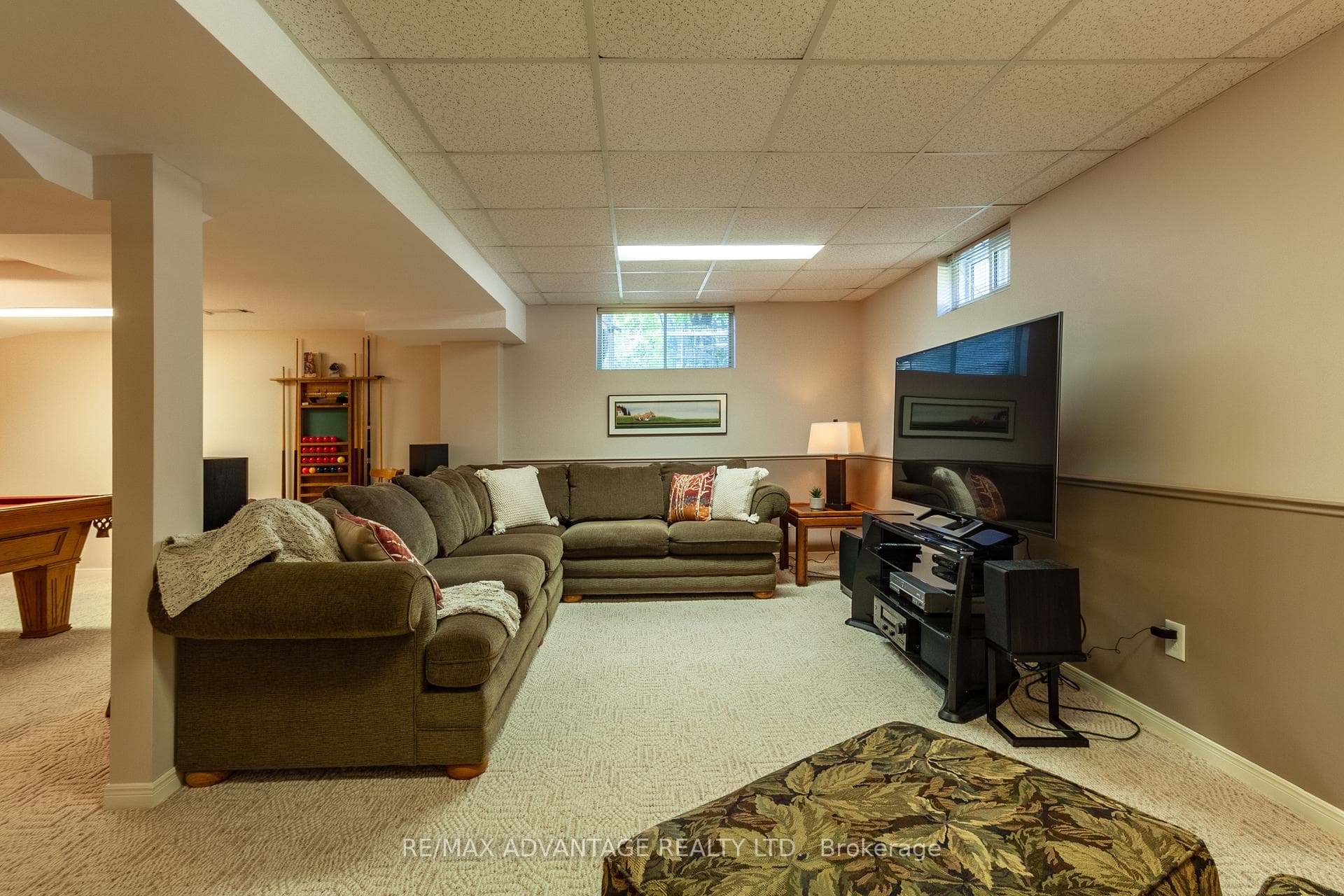 11 Farmington Crescent photo 33