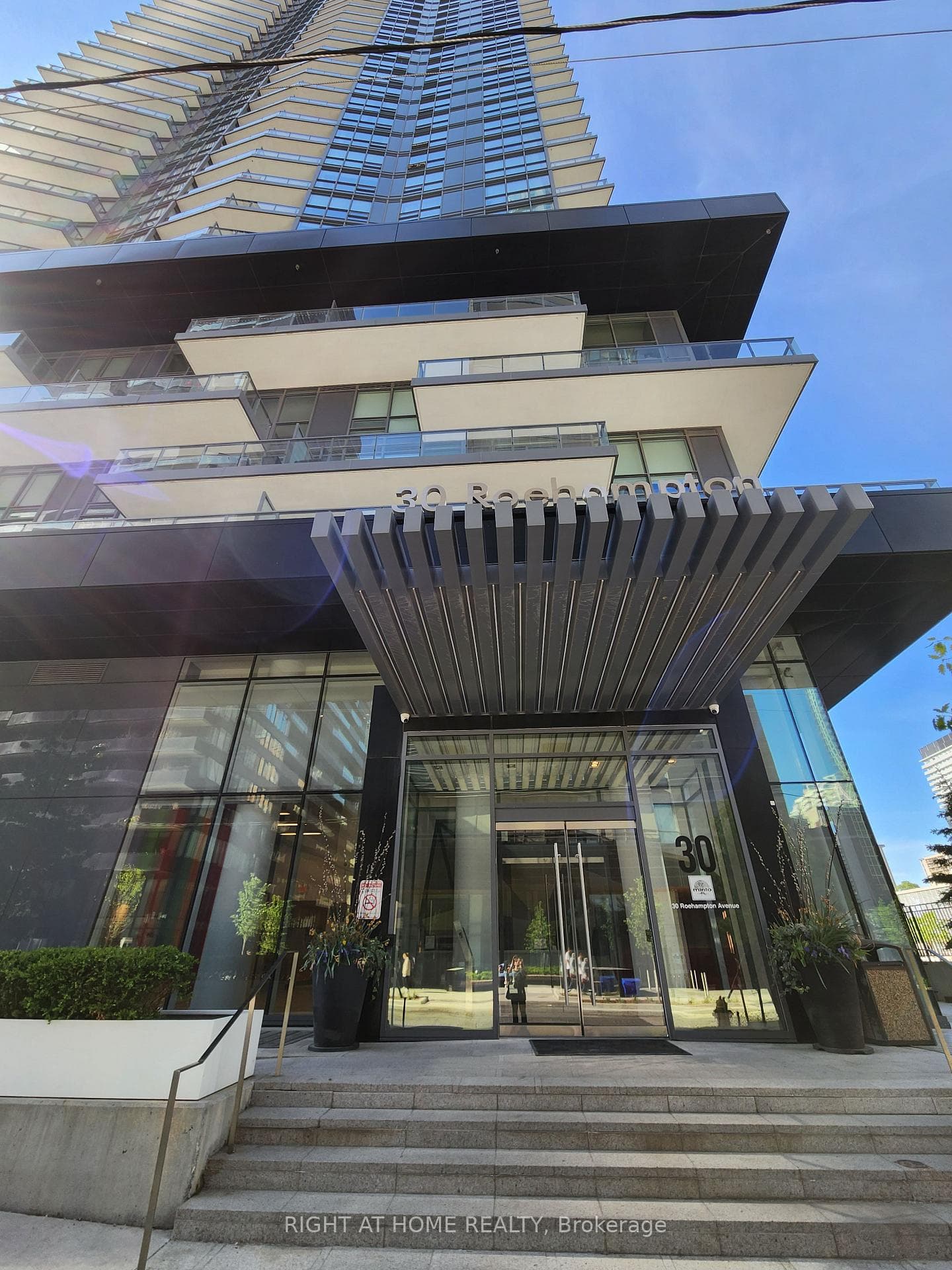 30 Roehampton Avenue Unit 2308 photo 6