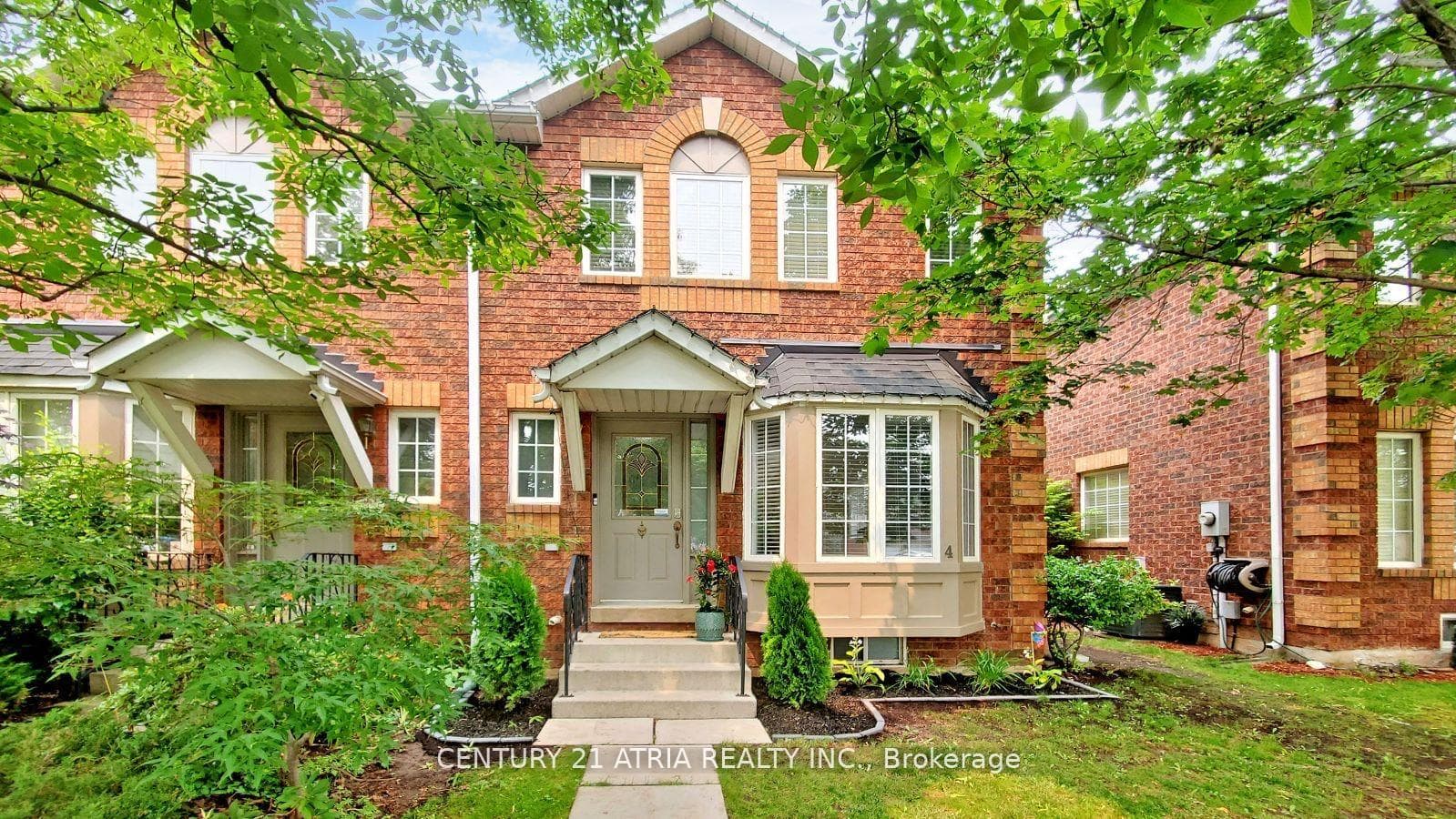 1425 Abbeywood Drive Unit 4 photo 1