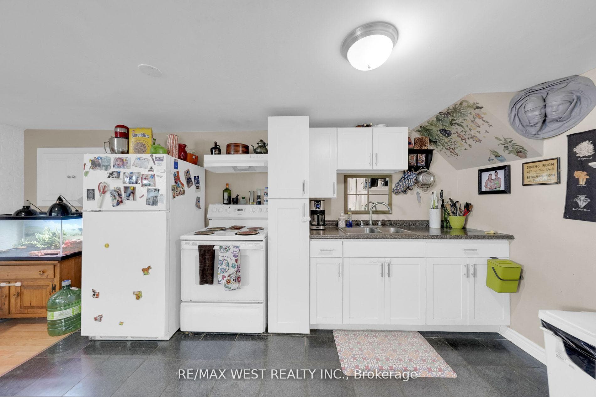 69 Harrison Drive photo 24
